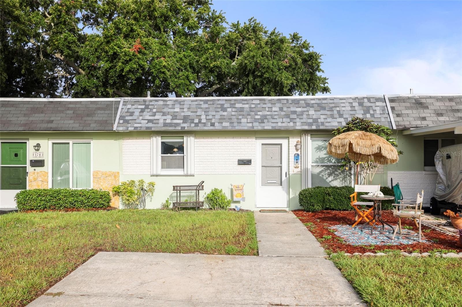 180 Sky Loch Dr W photo 2