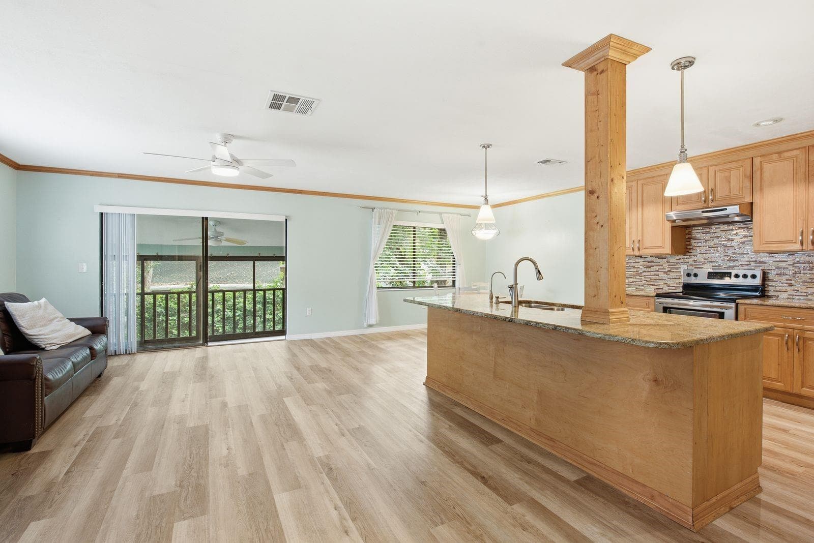 511 Mistletoe CT #C photo 4