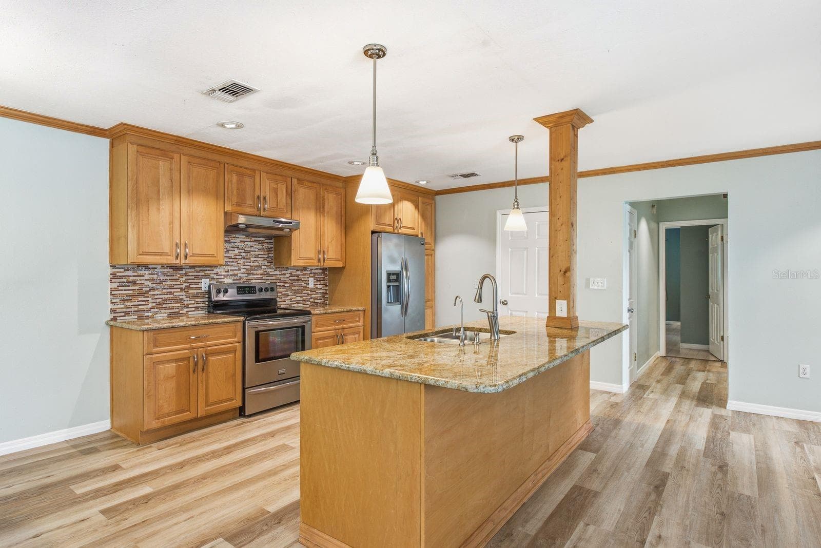 511 Mistletoe CT #C photo 2