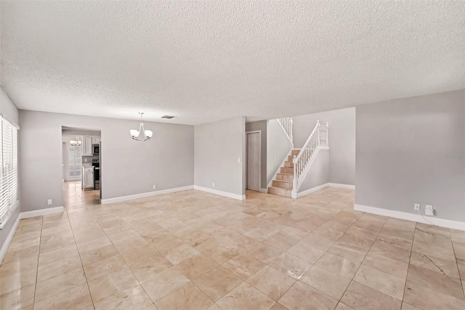 9160 136th Way photo 5