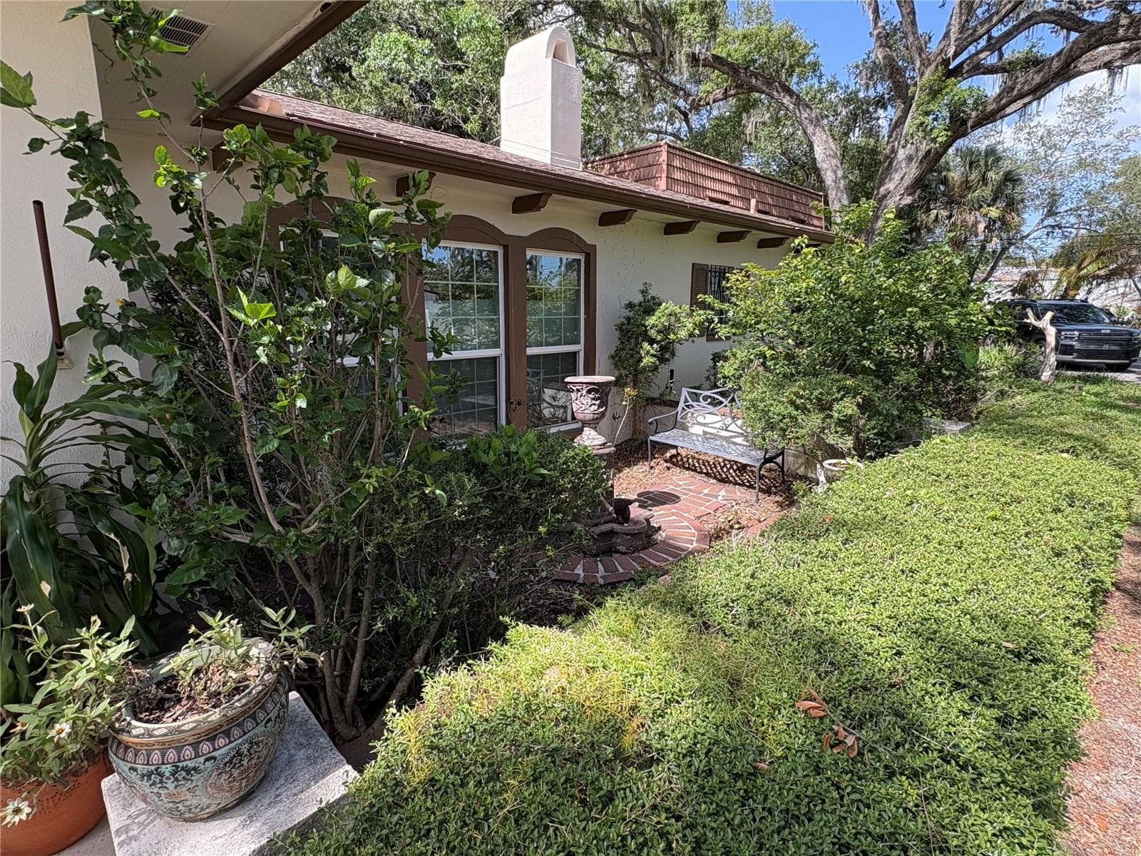 4405 W Melrose Ave photo 2