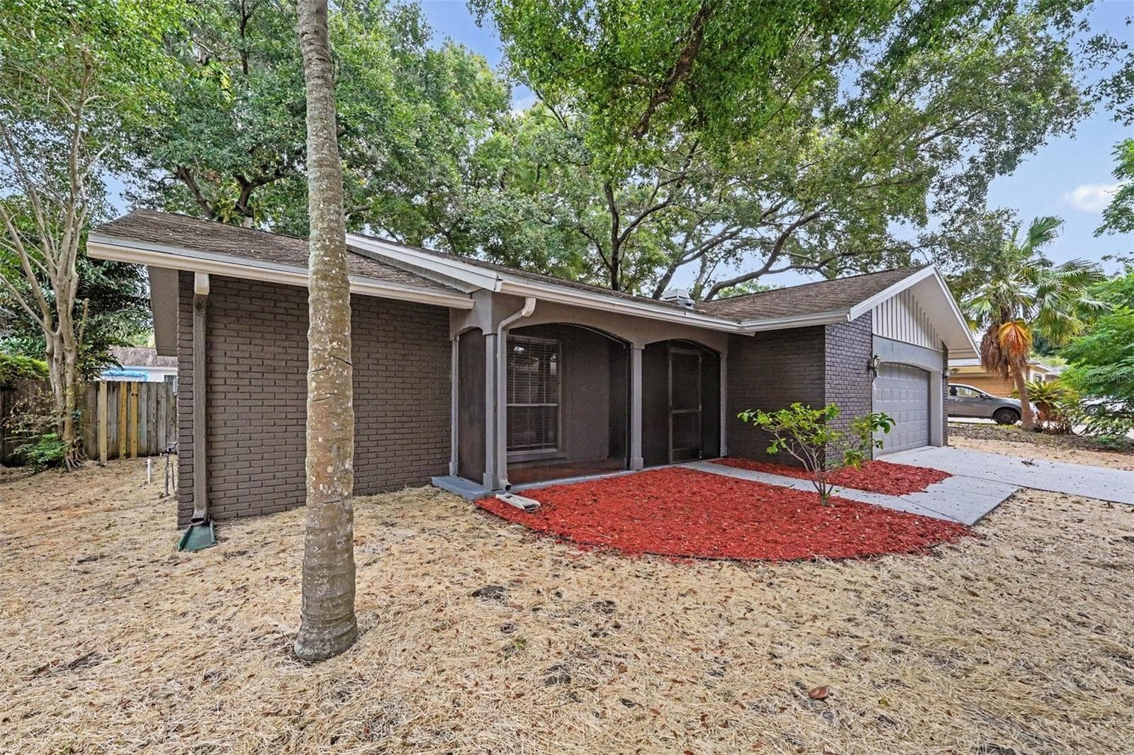2431 Grove Ridge Dr photo 3