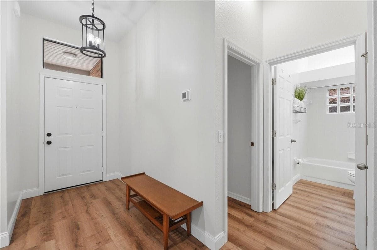 730 Martinique Cir photo 5