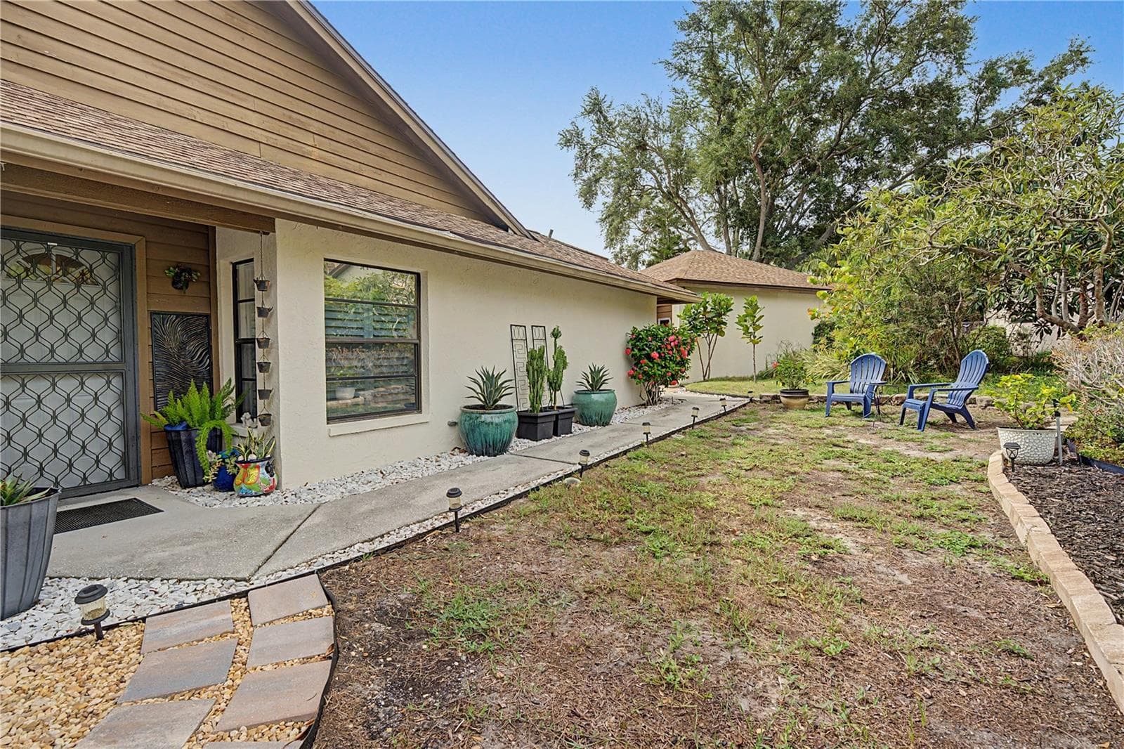 207 Lighthouse CT photo 5