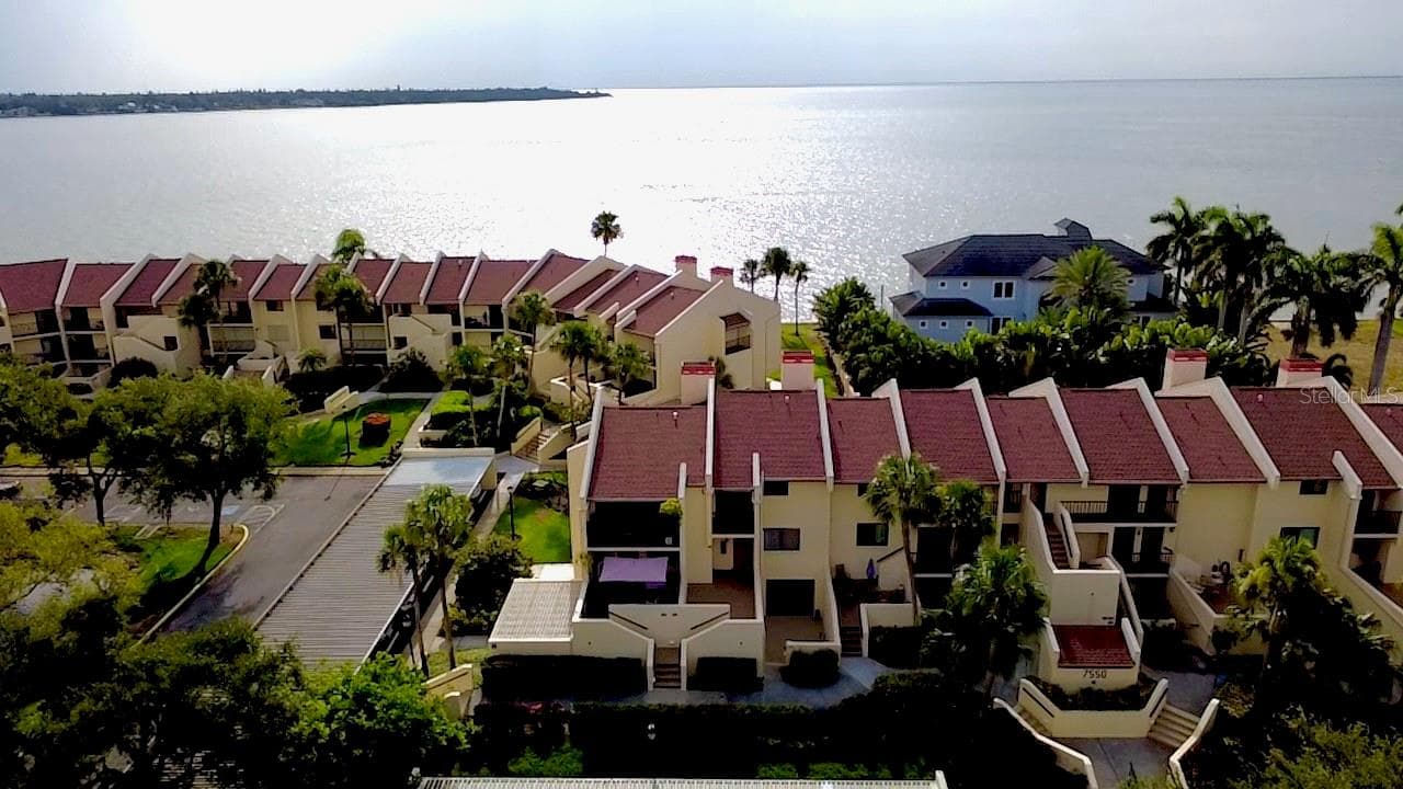 7550 Sunshine Skyway Ln S #P11 photo 2