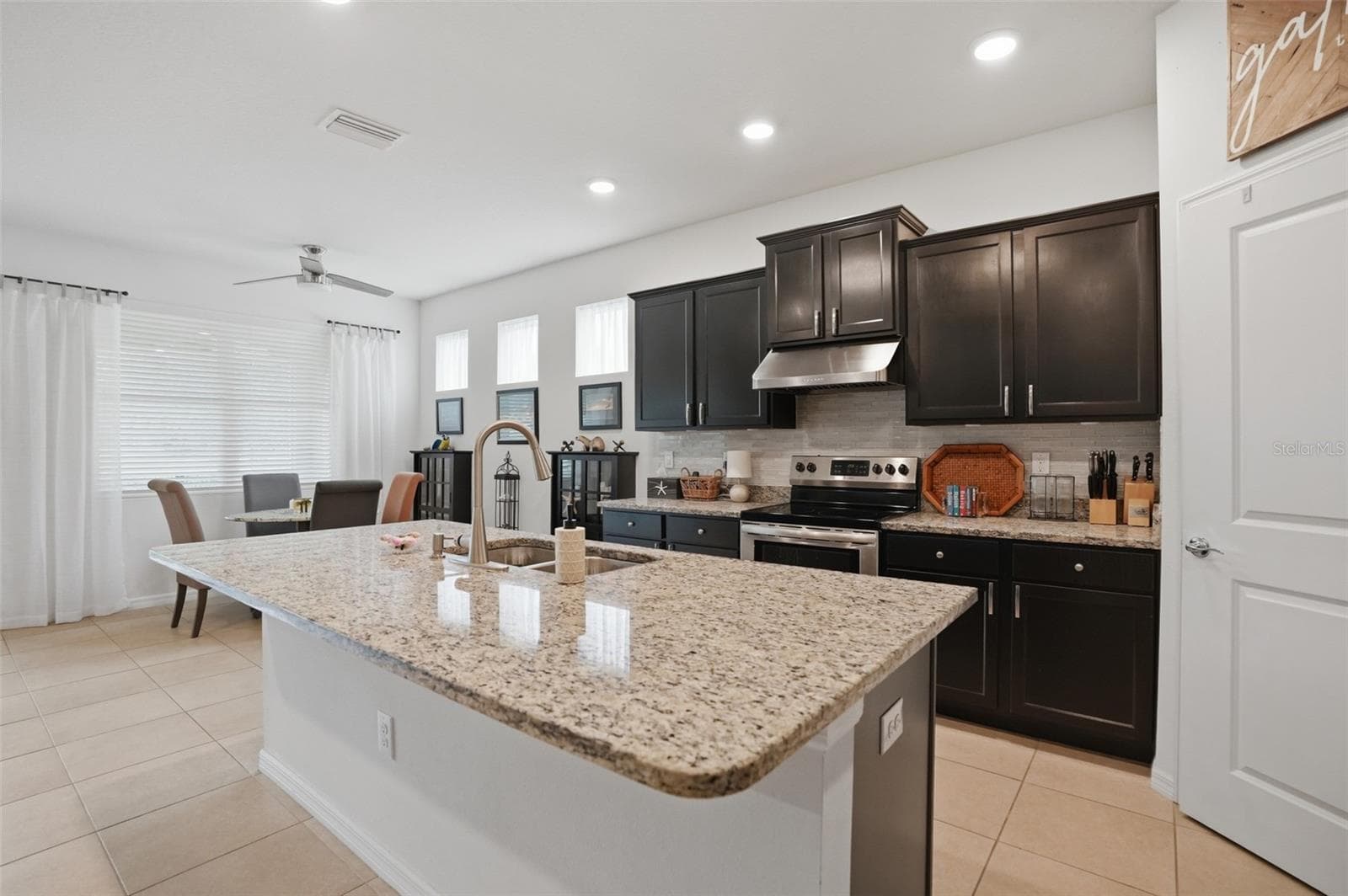 17757 Garsalaso Cir photo 3