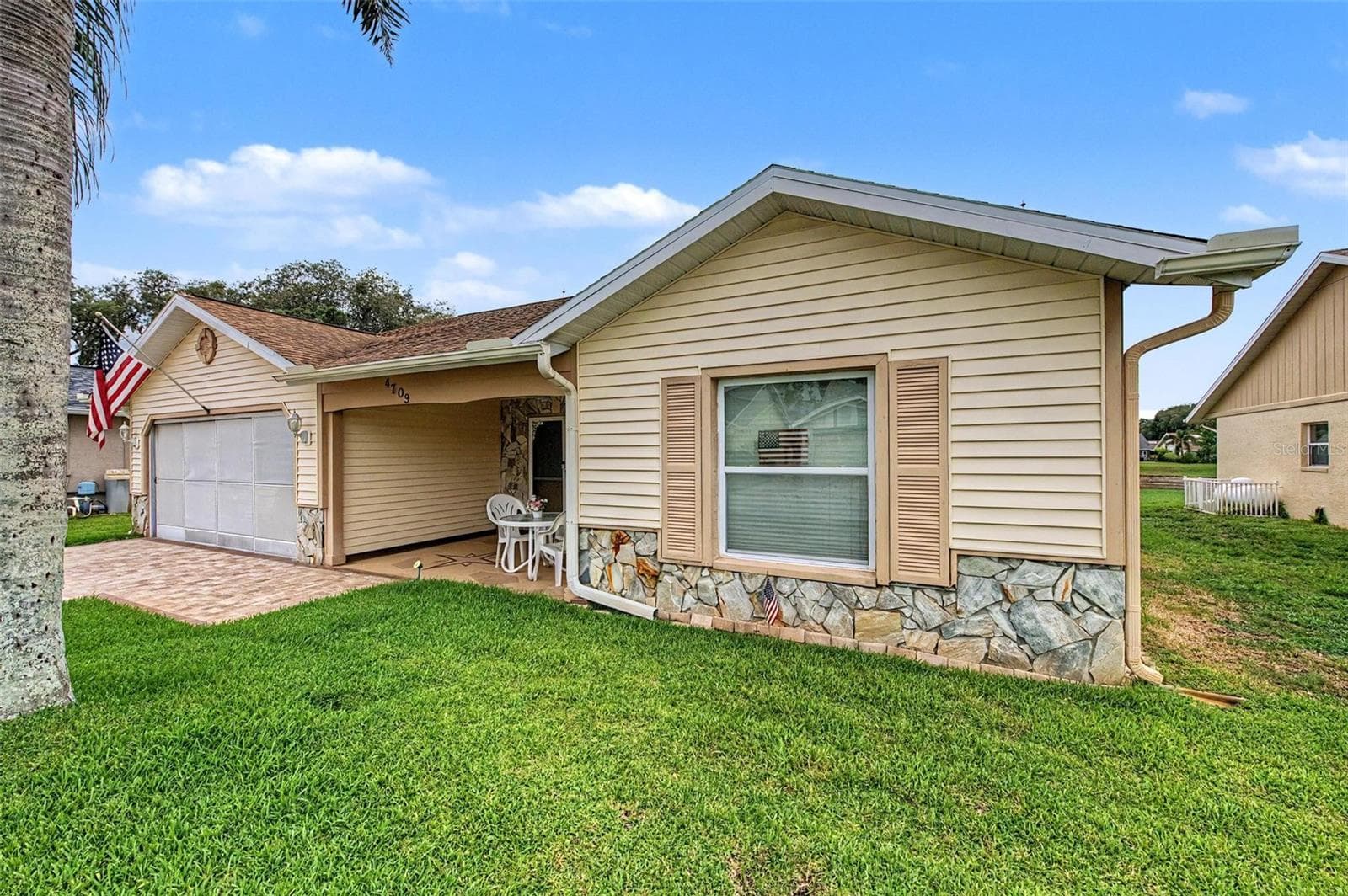 4709 Portland Manor Dr photo 2