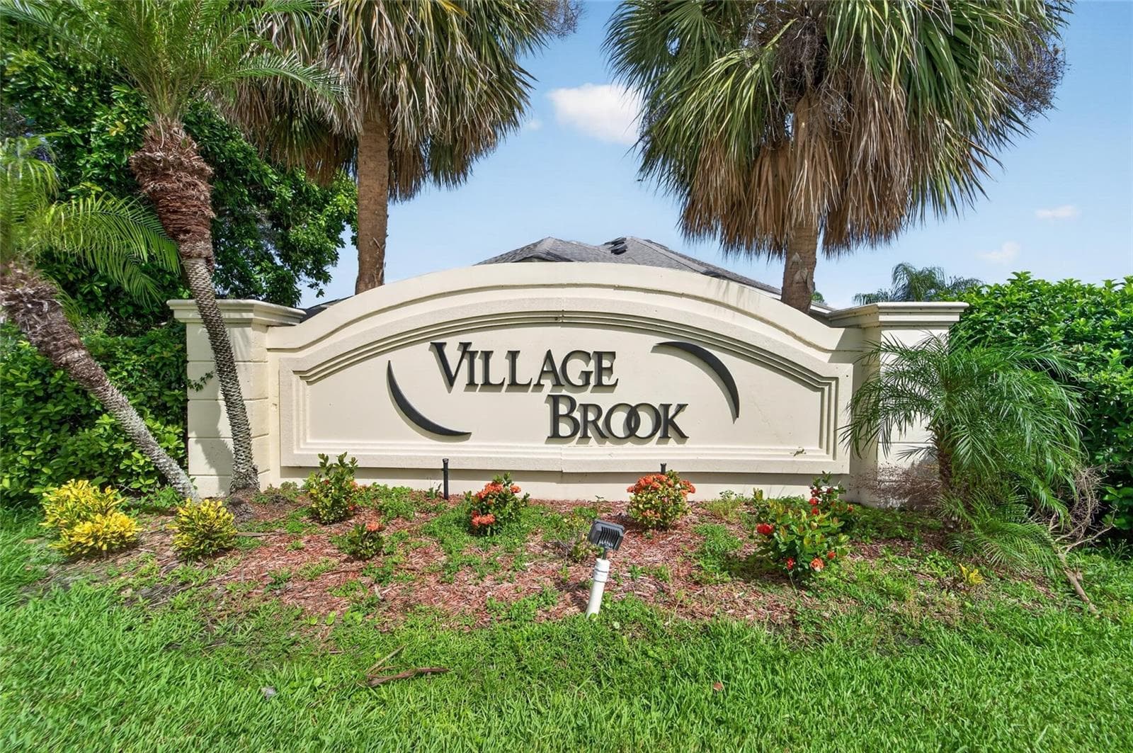 11405 Village Brook Dr photo 2