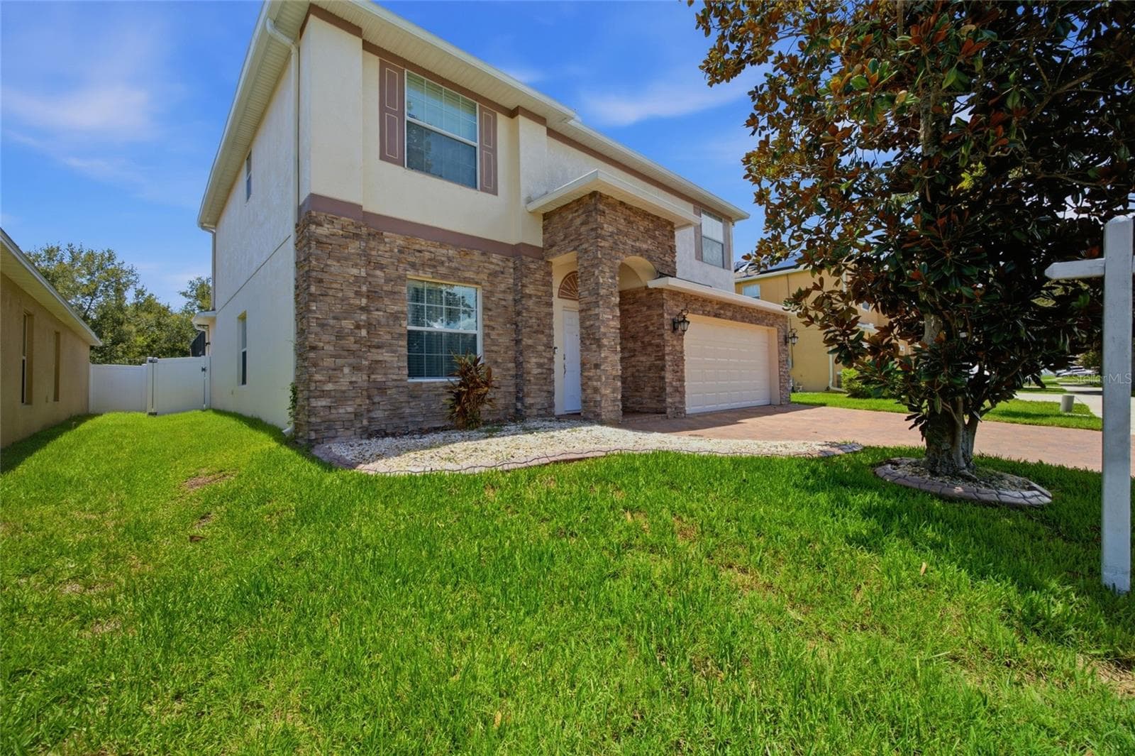 12407 Gilmerton Mist Ln photo 2