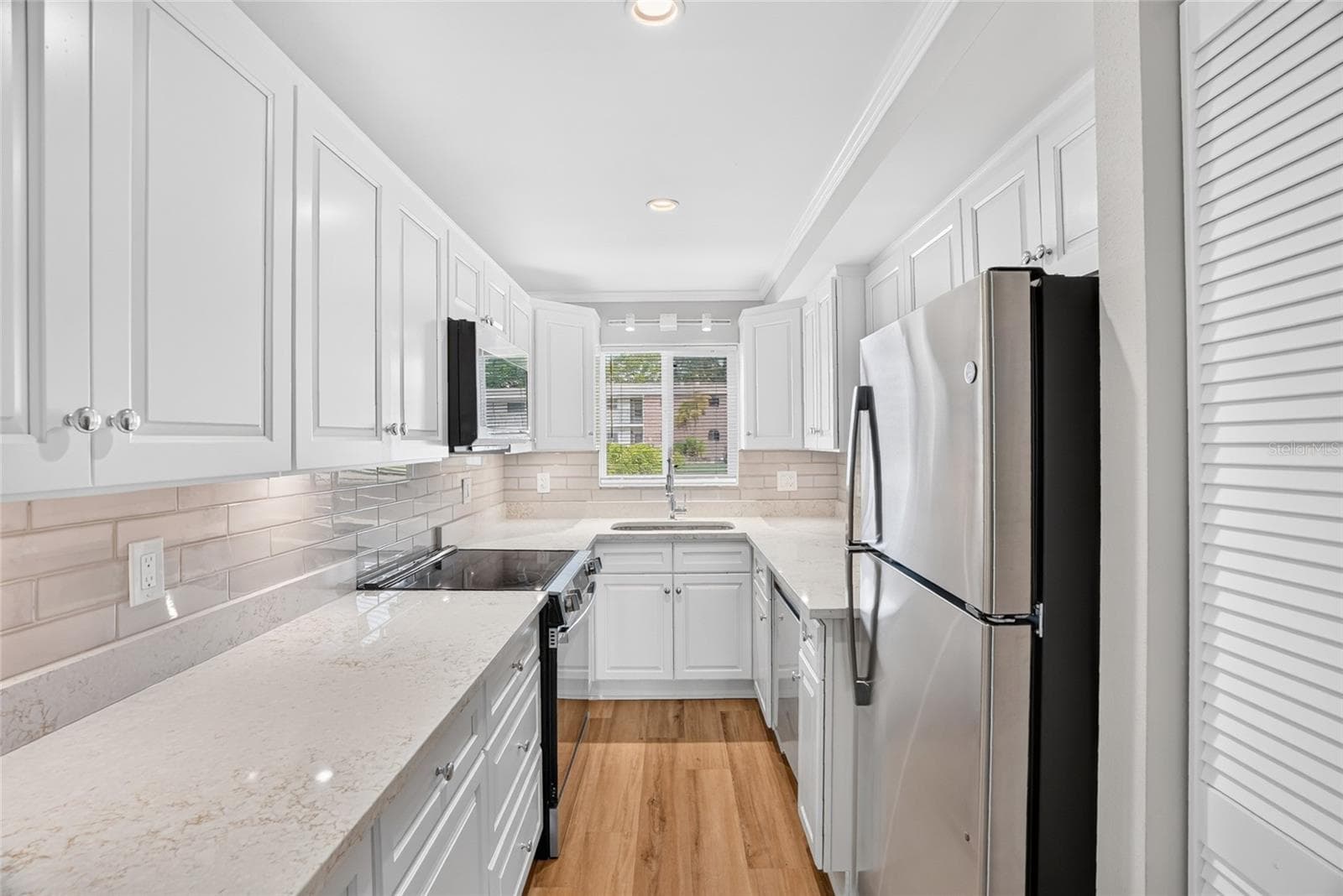 4570 Overlook Dr NE #175 photo 4