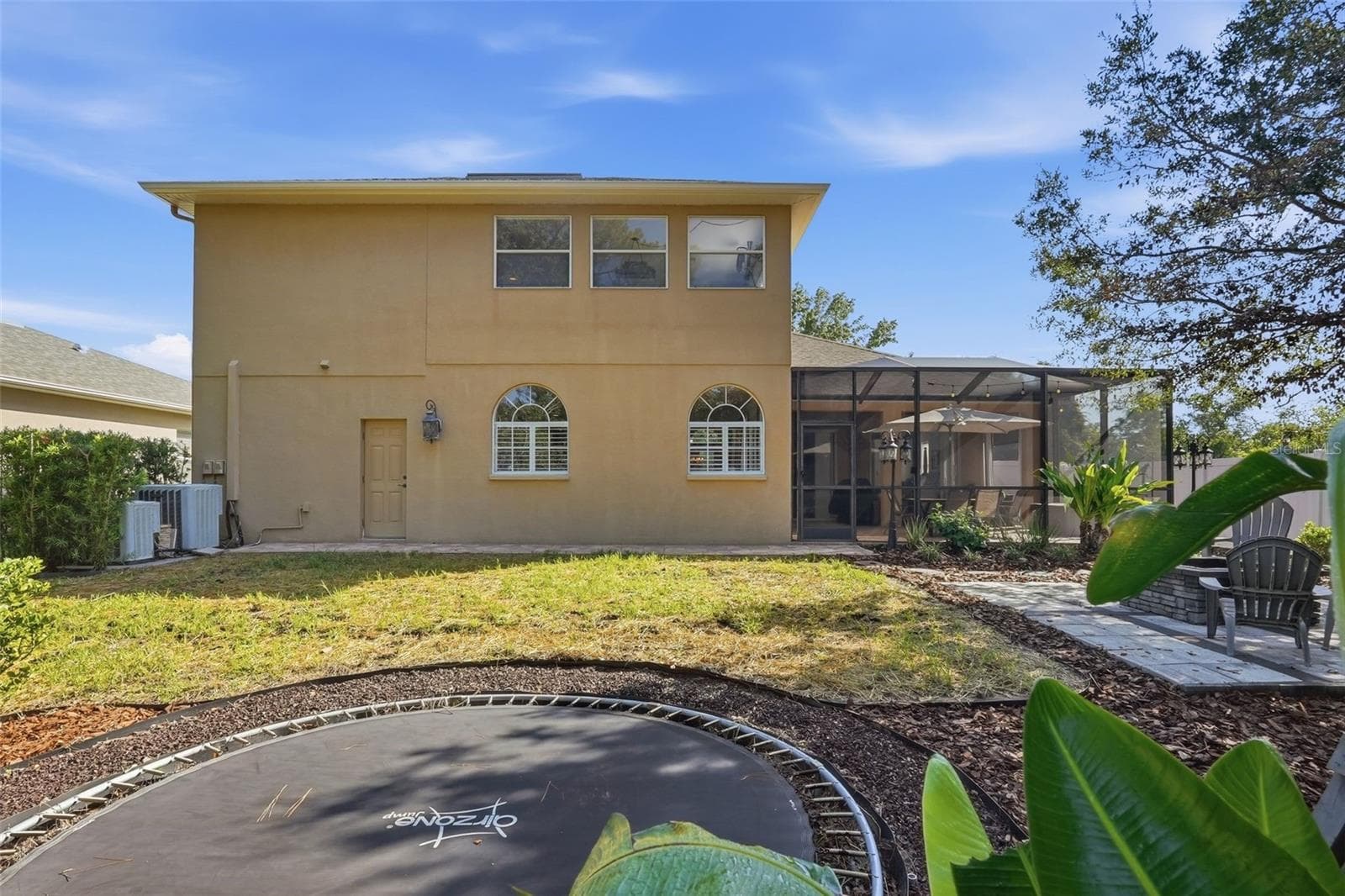 12903 Drakefield Dr photo 4