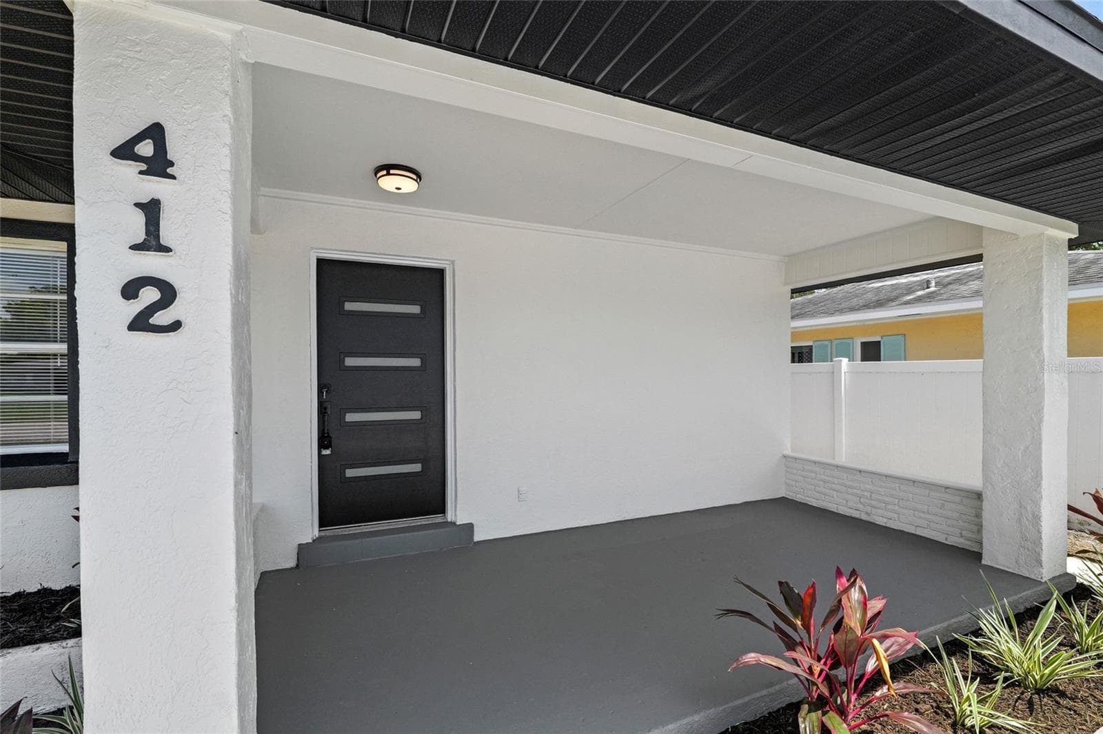 412 20th Ave W photo 3