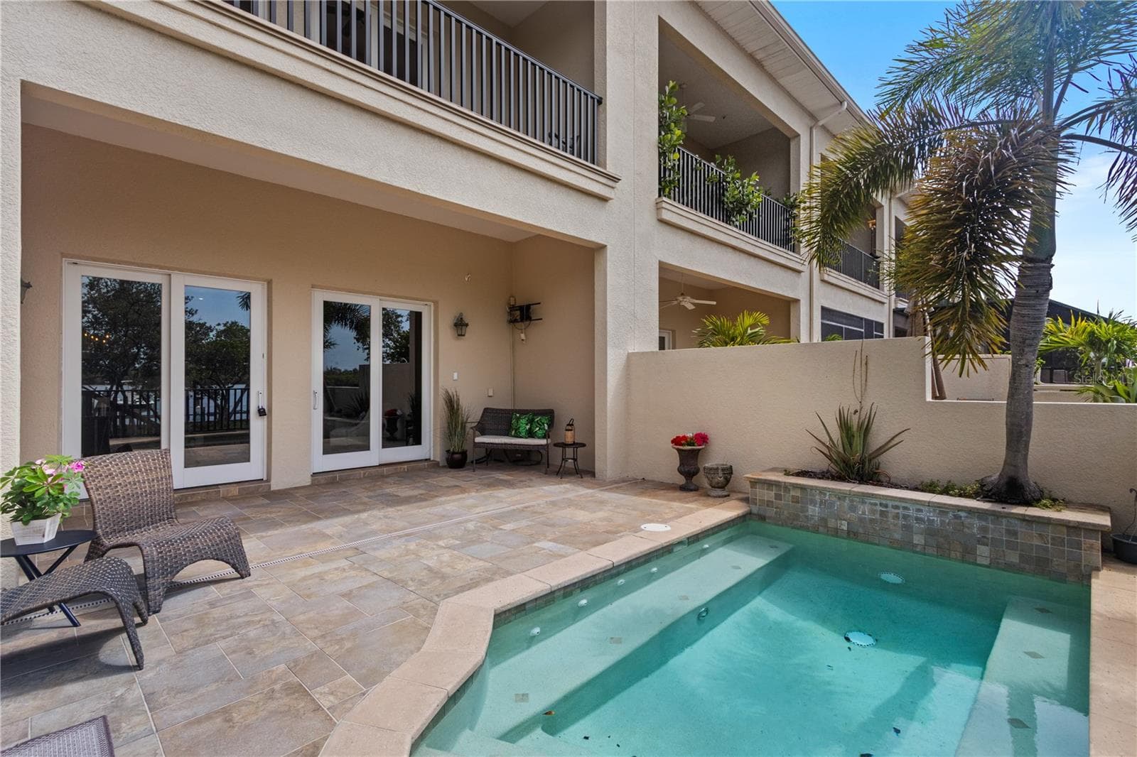 1008 Paseo Del Rio NE photo 5