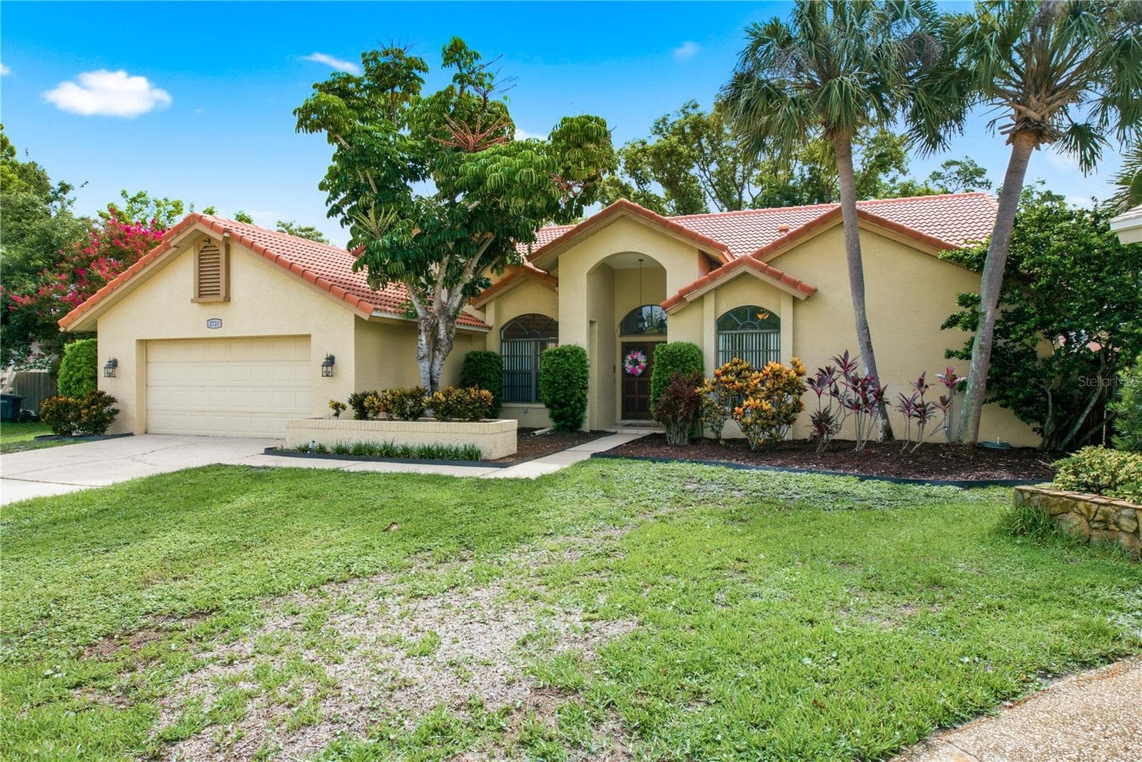 2729 Redford CT E photo 3