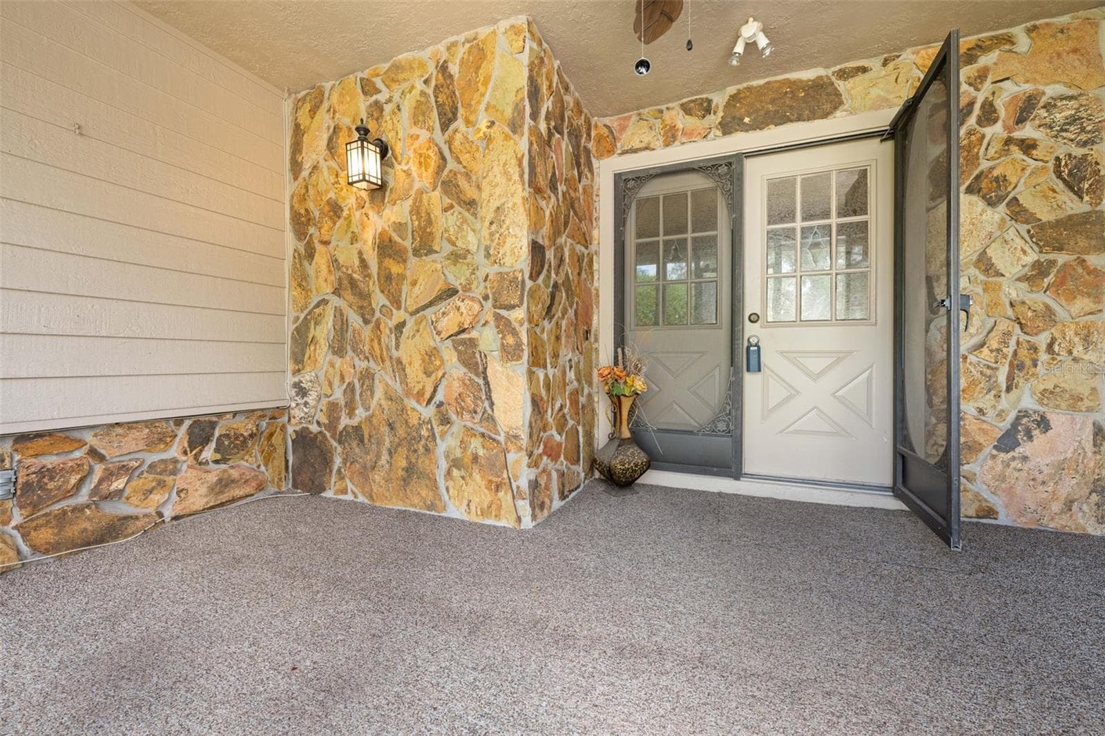 2629 Imperial Pine Dr photo 5