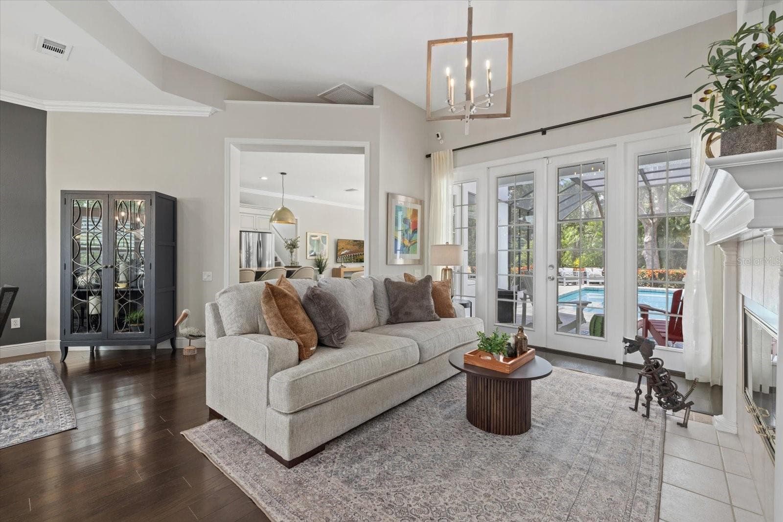 7574 Tori Way photo 3