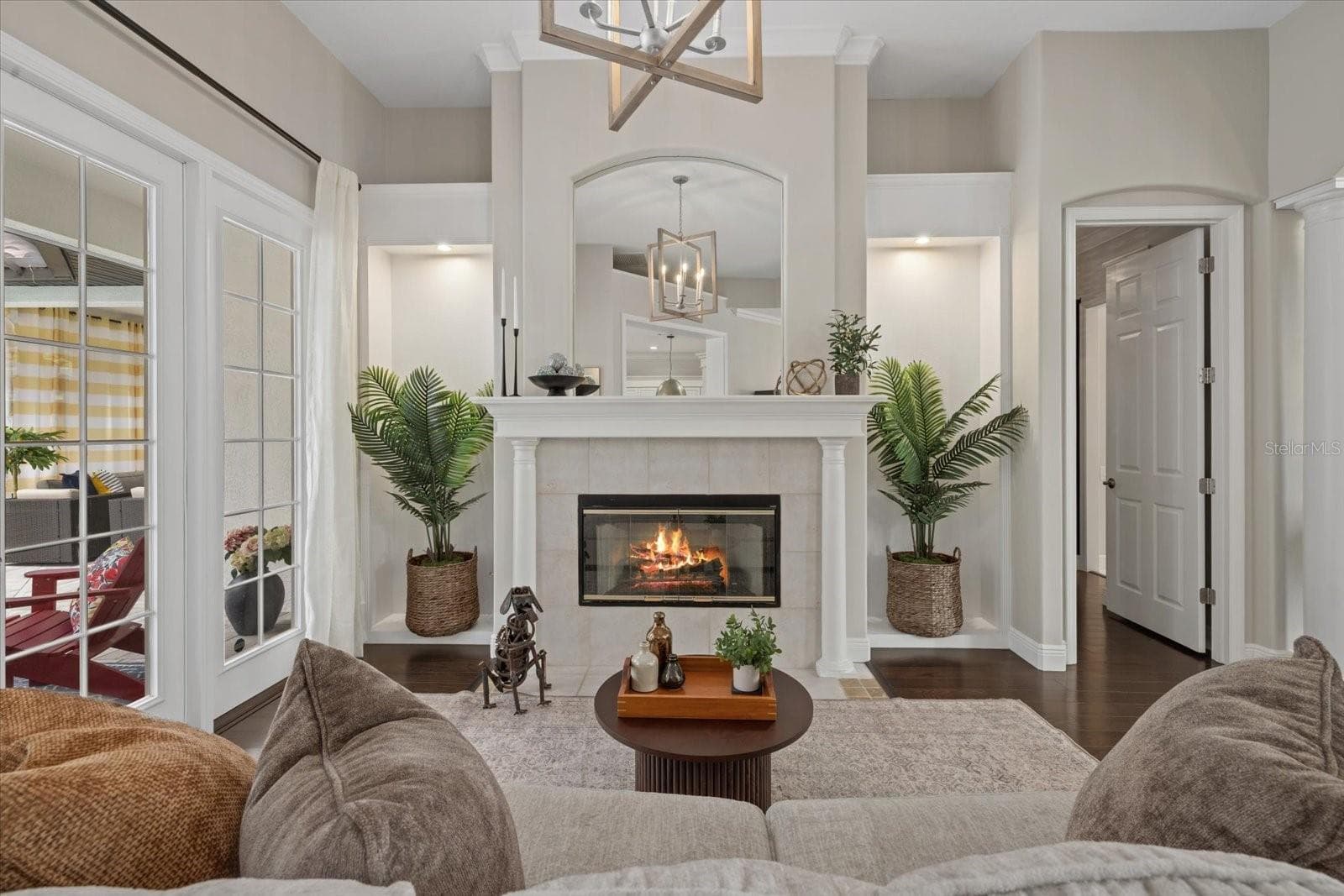 7574 Tori Way photo 4