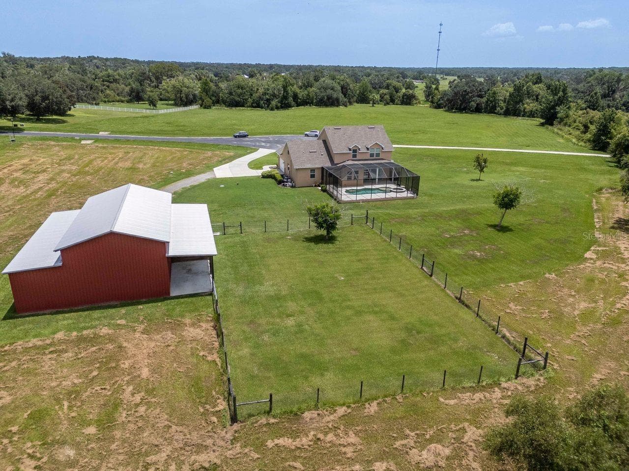 8703 Alafia Hills Dr photo 5