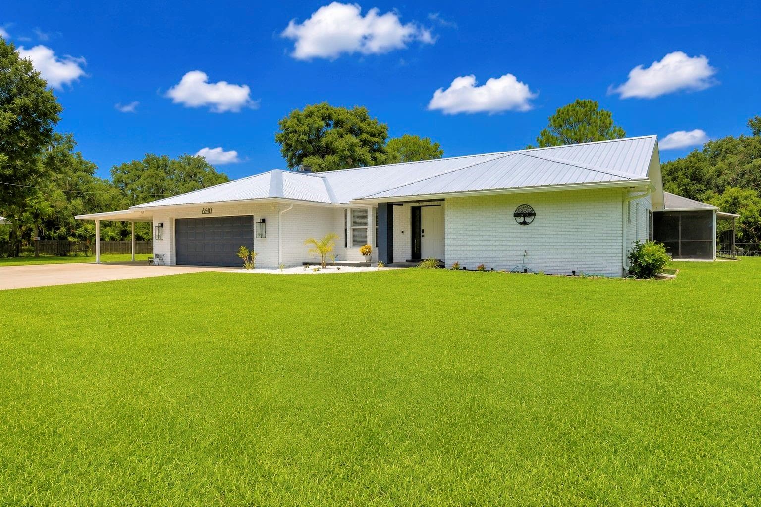 8610 State Road 33 N photo 5