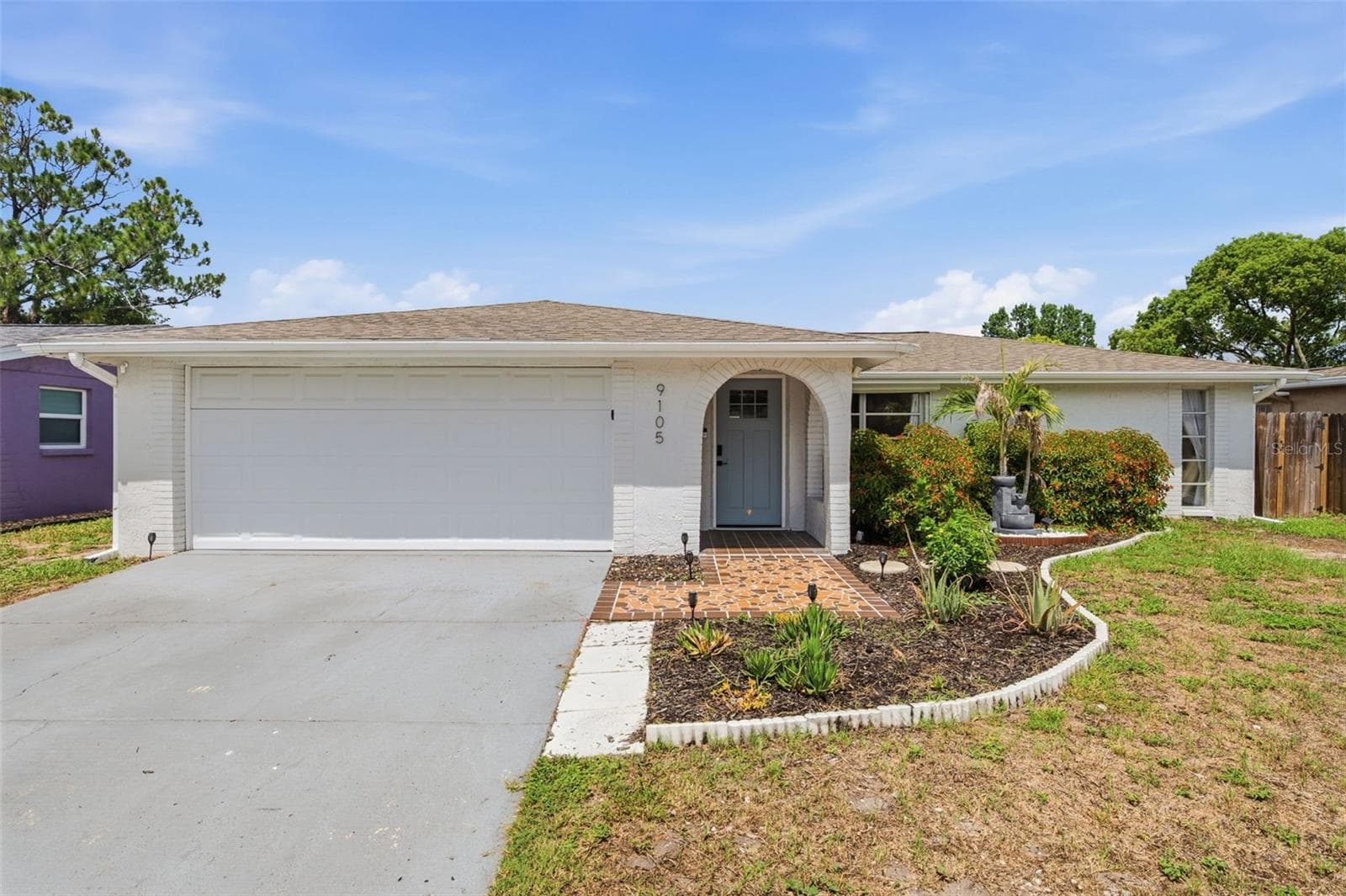 9105 Hunt Club Ln photo 3