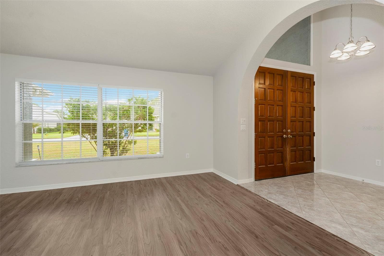 9396 Southern Belle Dr photo 4