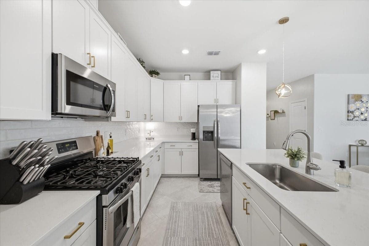 5250 Coral Reef Way photo 5