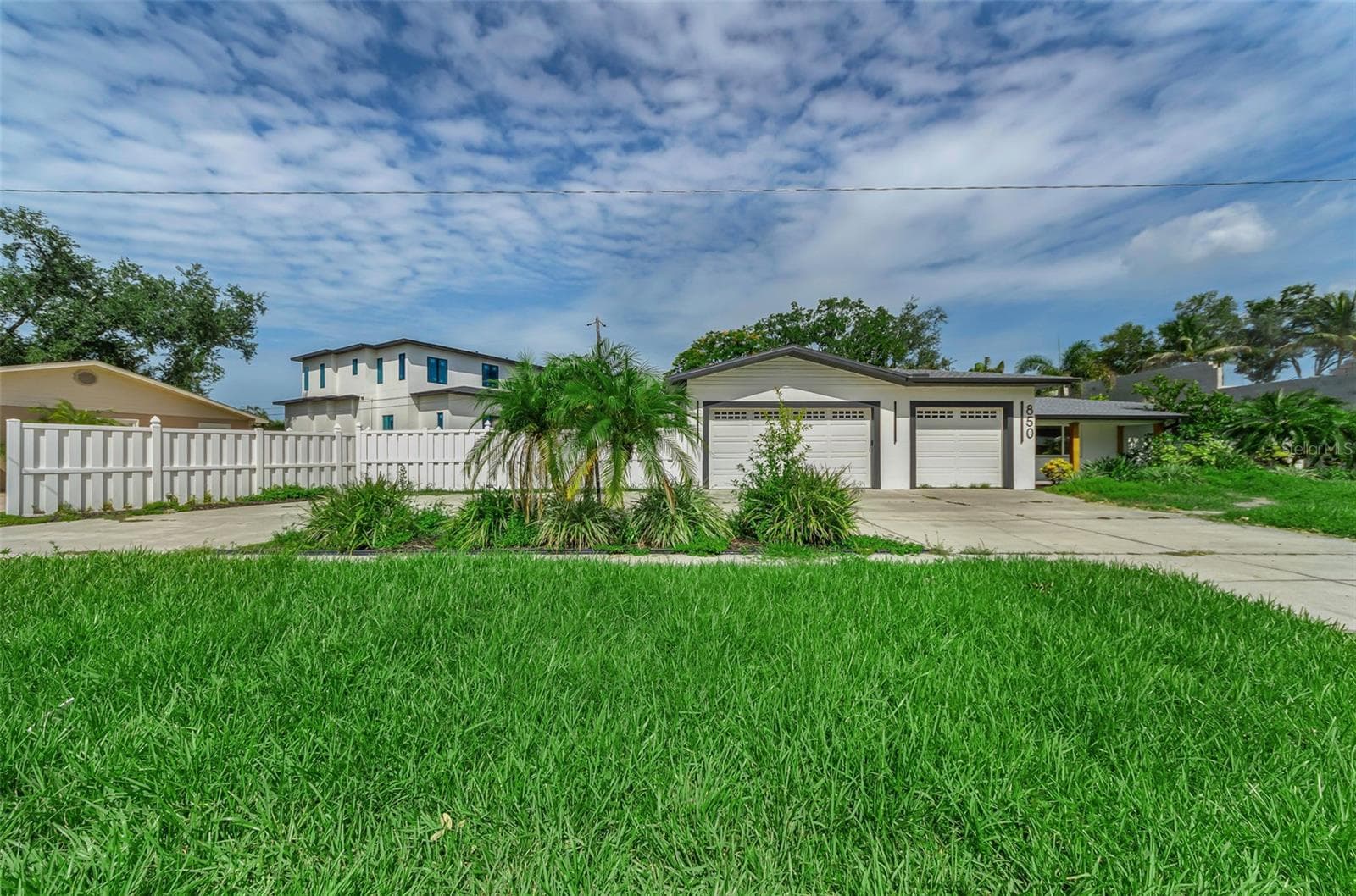 850 Rafael Blvd NE photo 2