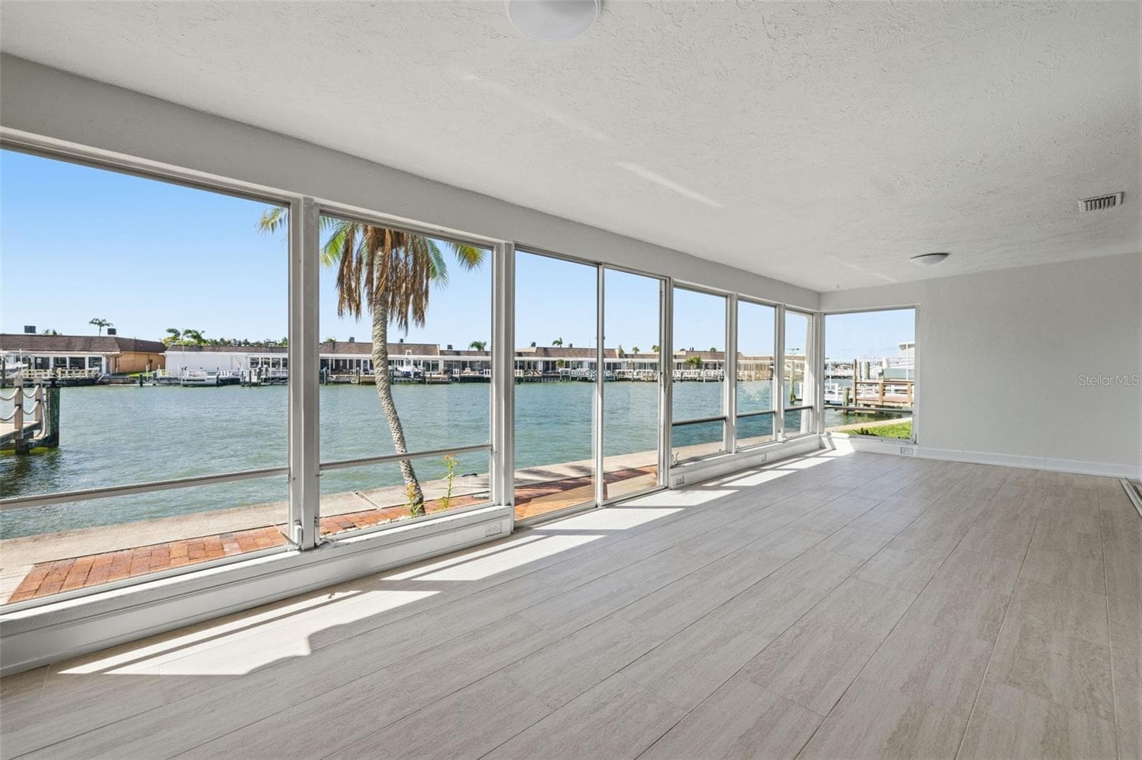 594 Boca Ciega Point Blvd N photo 3