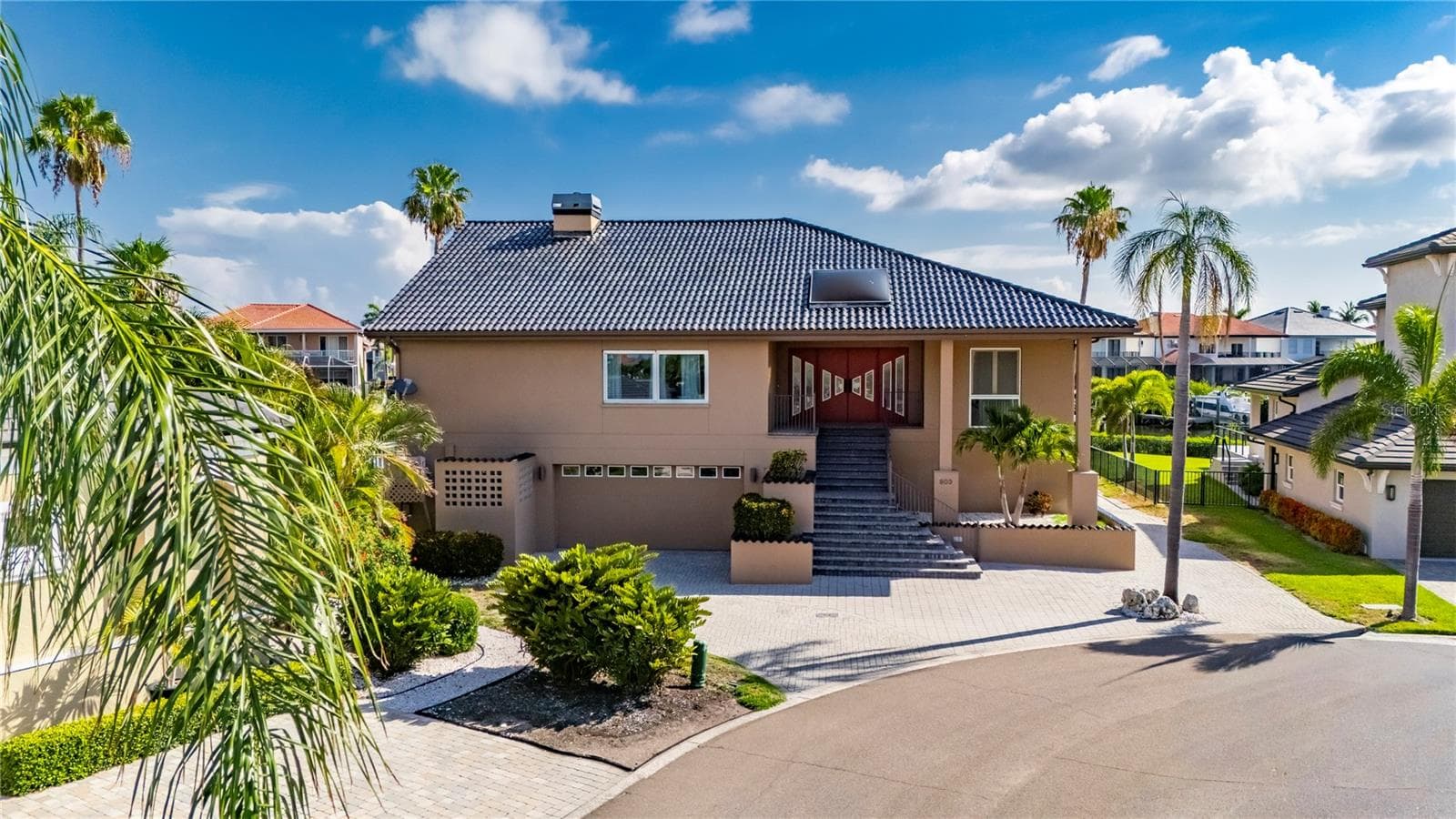 903 Capriccio Ln photo 3