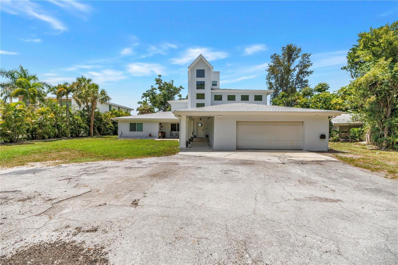 2280 Pinellas Point Dr S photo 4