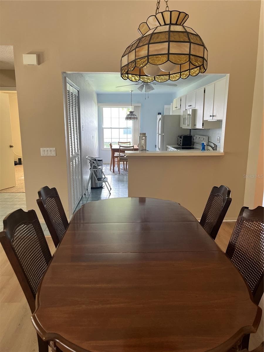 2387 Bentley Drive photo 5
