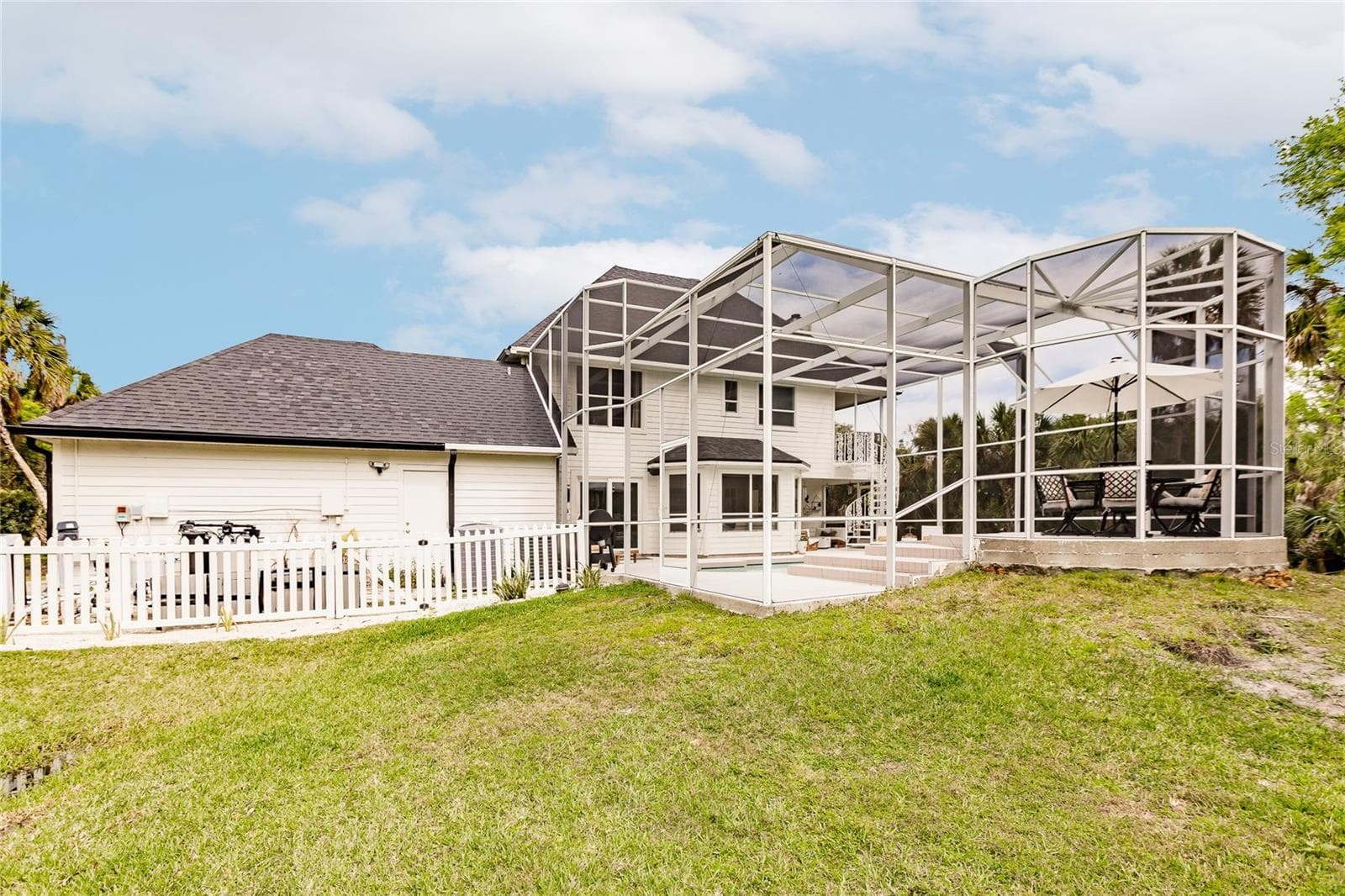 1587 Firethorne Lakes Dr photo 5