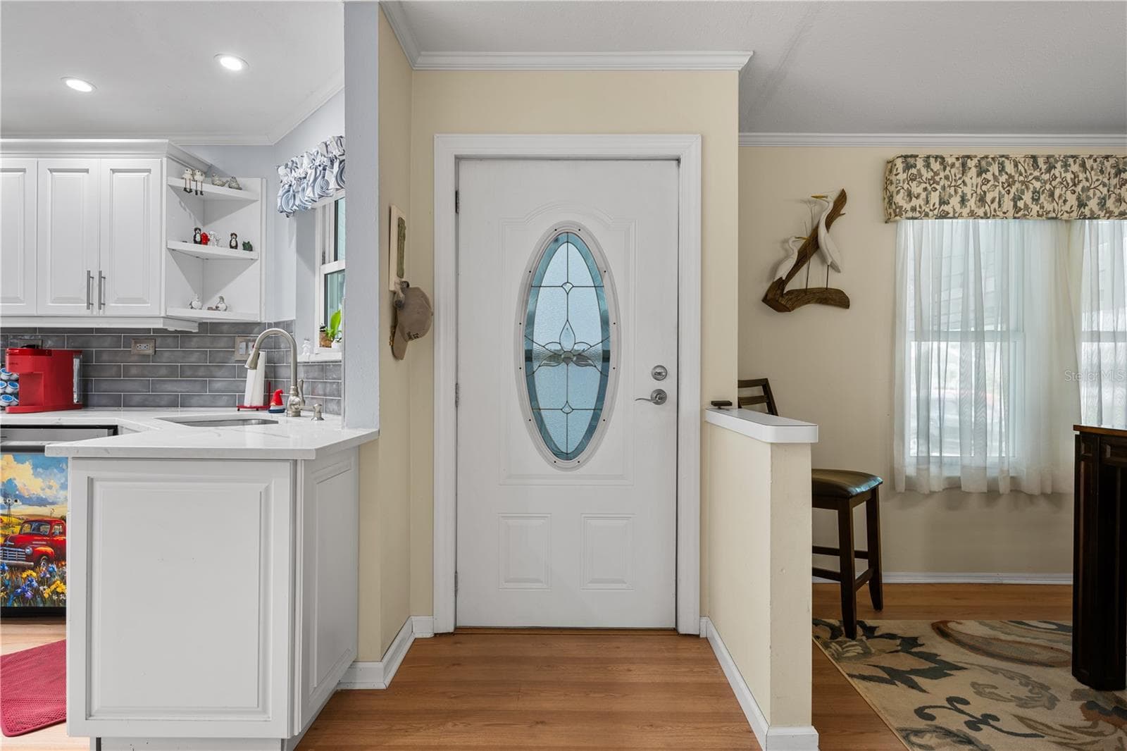 8433 Regal Way photo 2