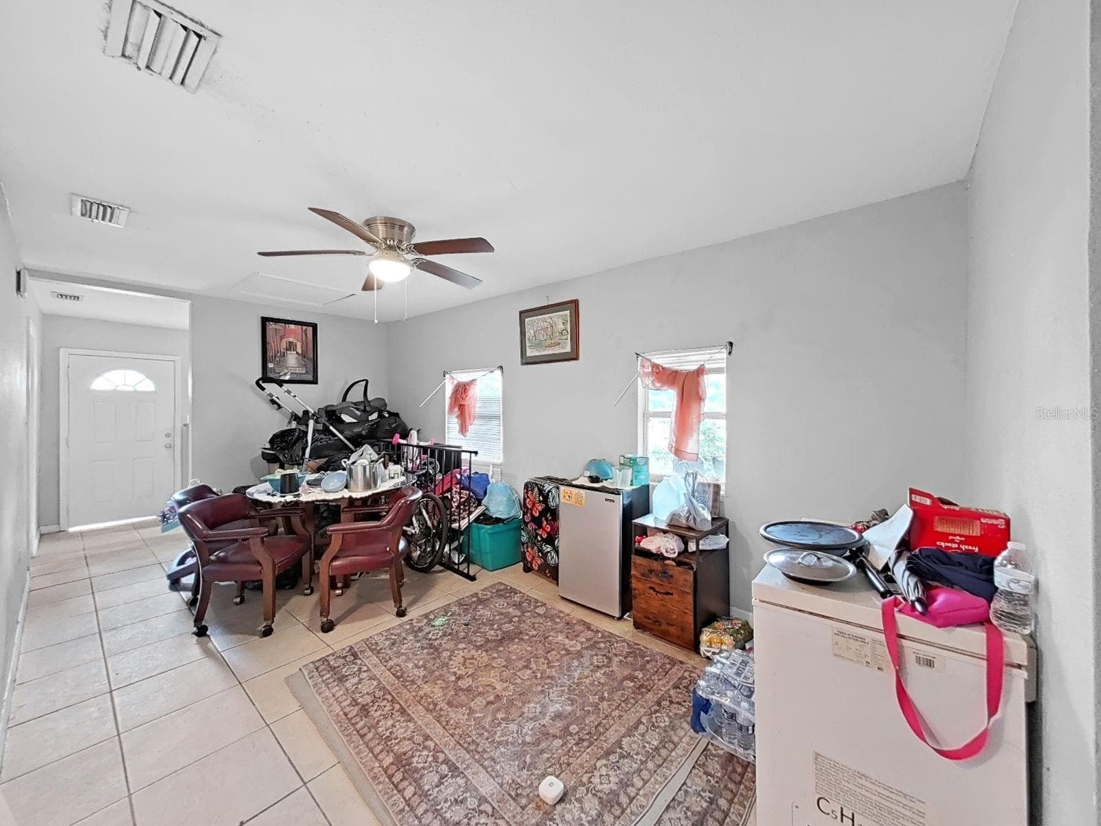 1514 E North Bay St photo 4