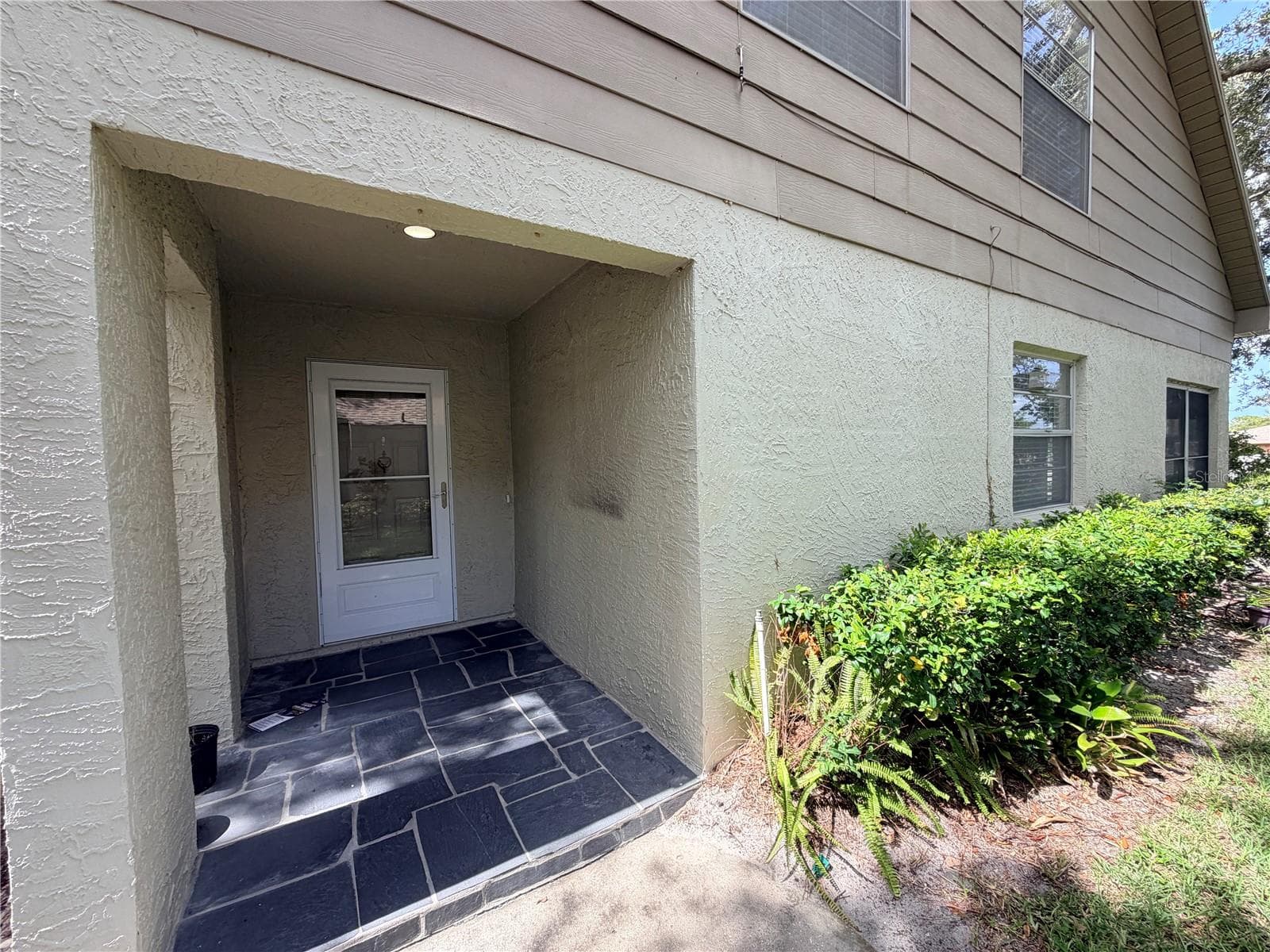 3417 Rochelle CT photo 4