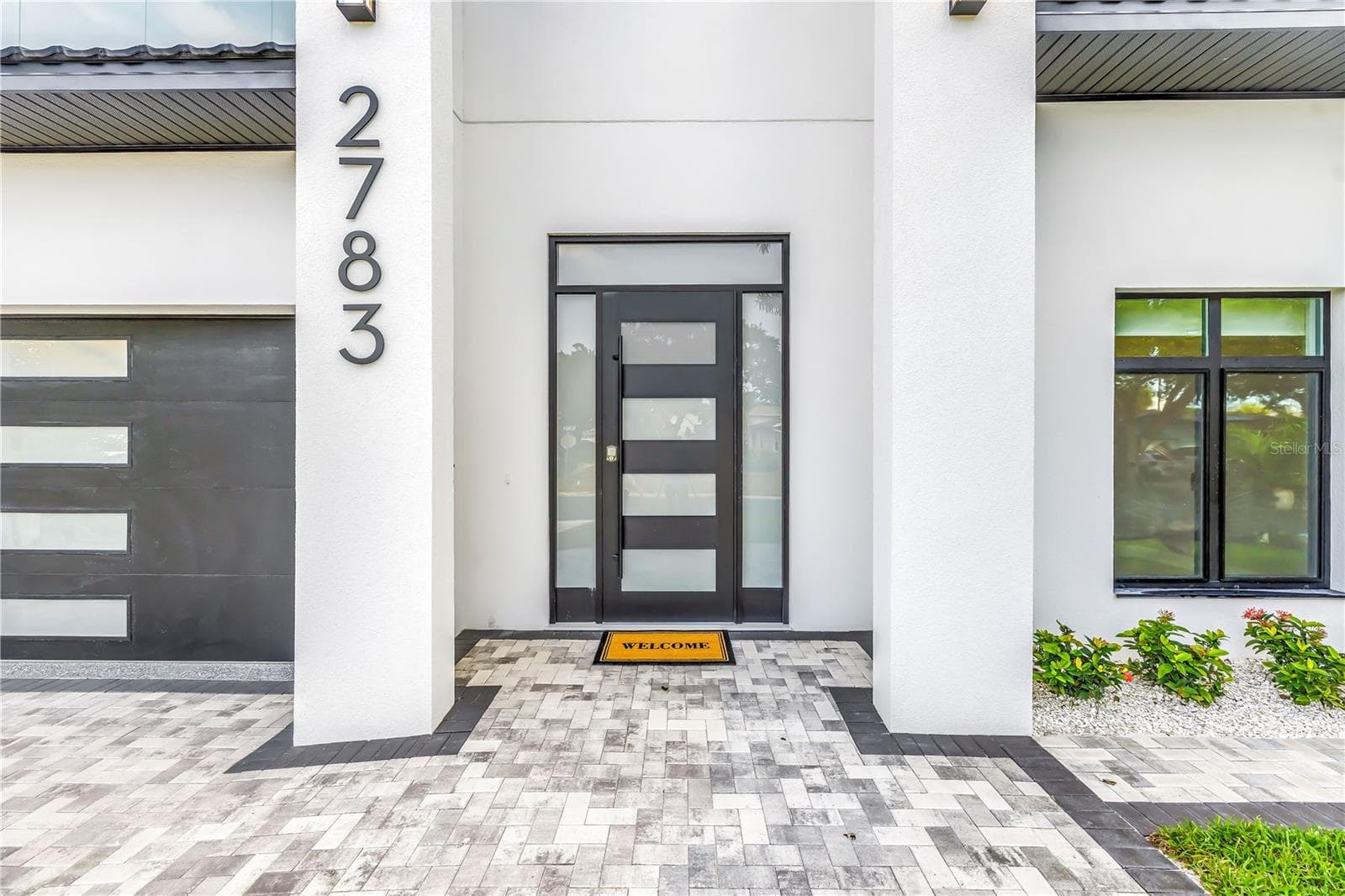 2783 67th Way N photo 3