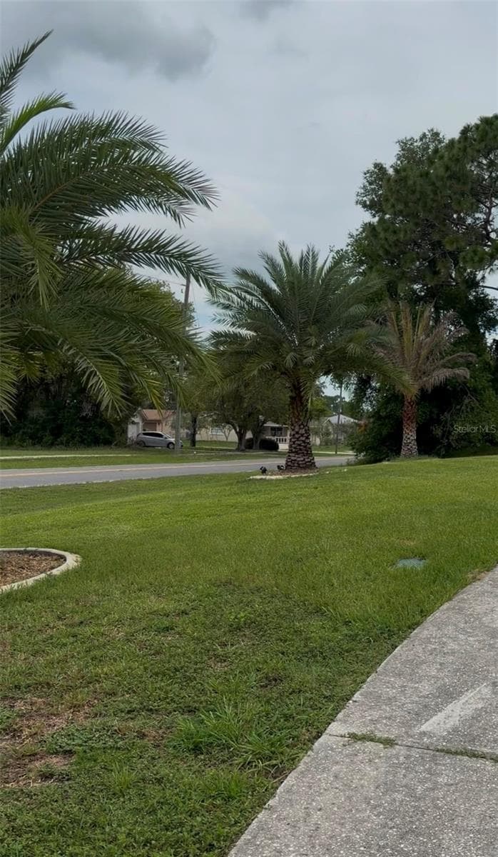 4470 Gondolier Rd photo 4
