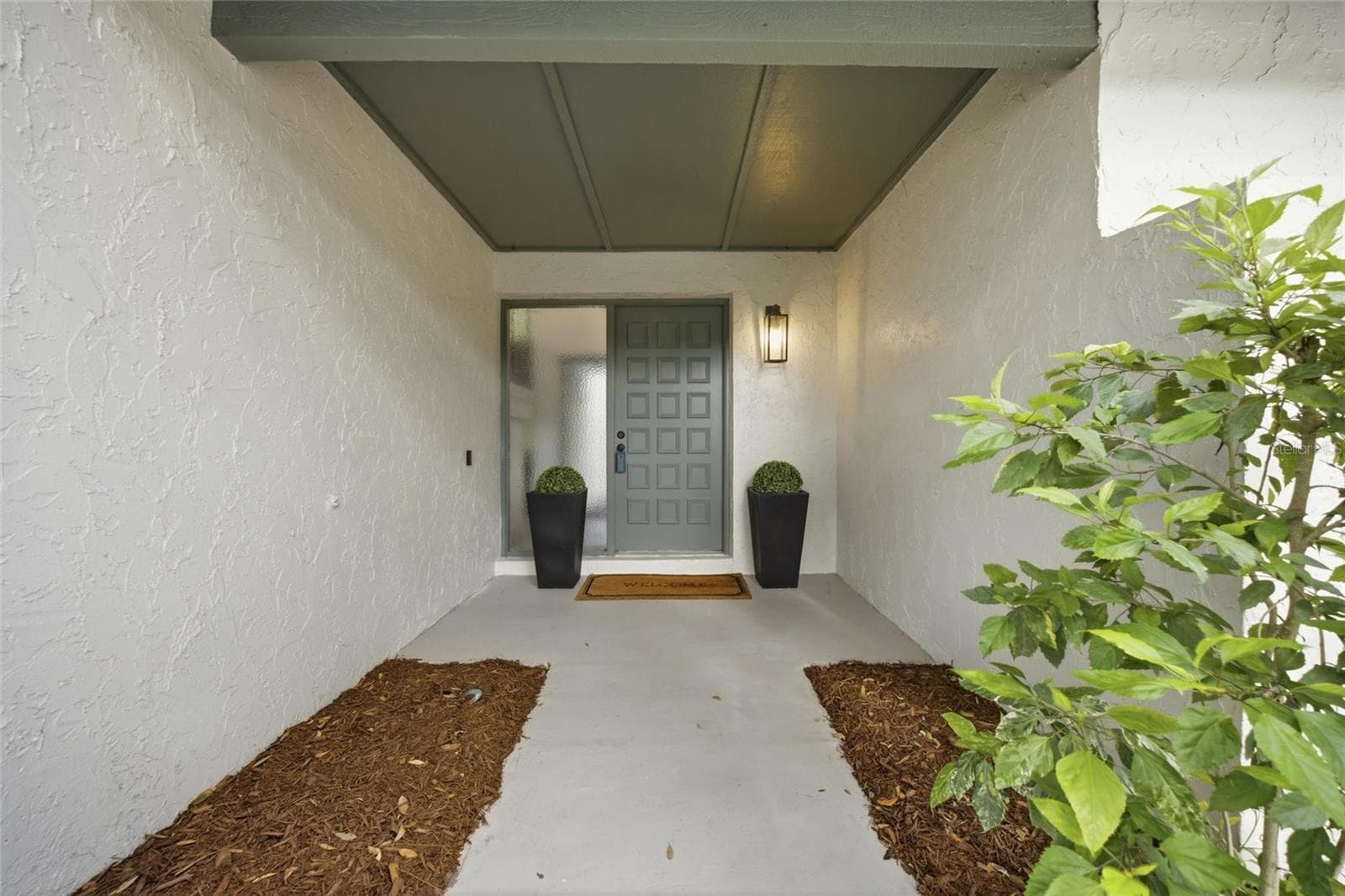 3948 Orchard Hill Cir photo 2