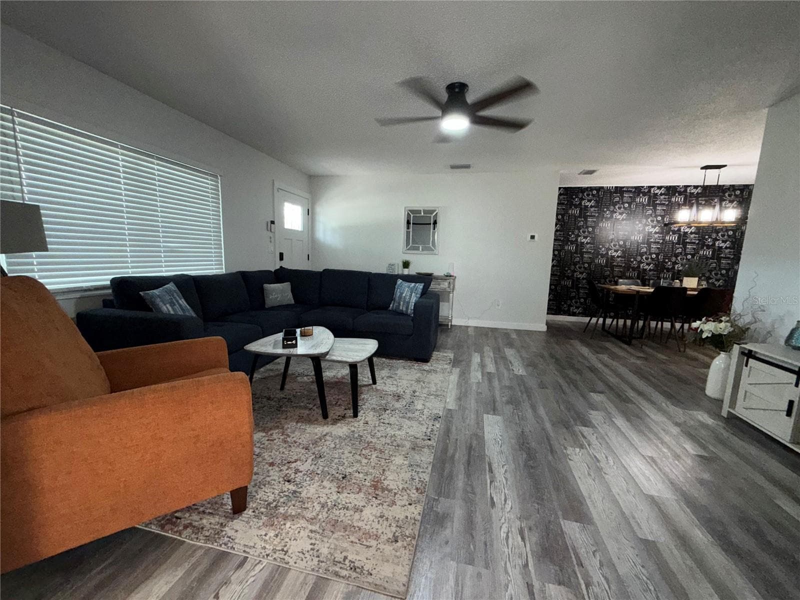 3988 San Luis Dr photo 4
