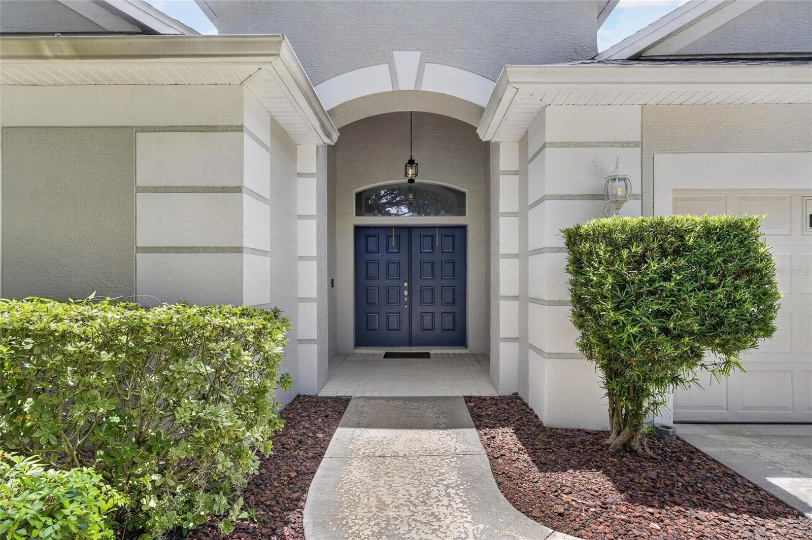 12419 Riverglen Dr photo 3