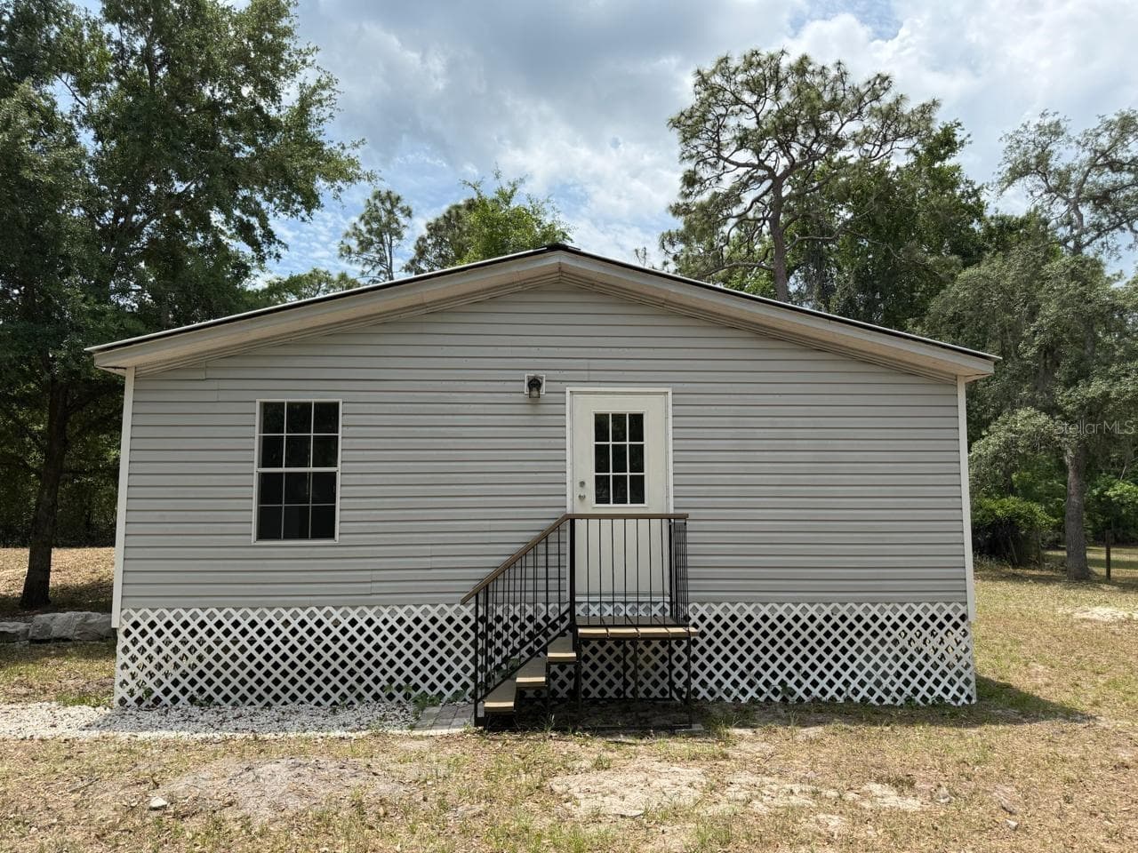 10405 Jungle St photo 4