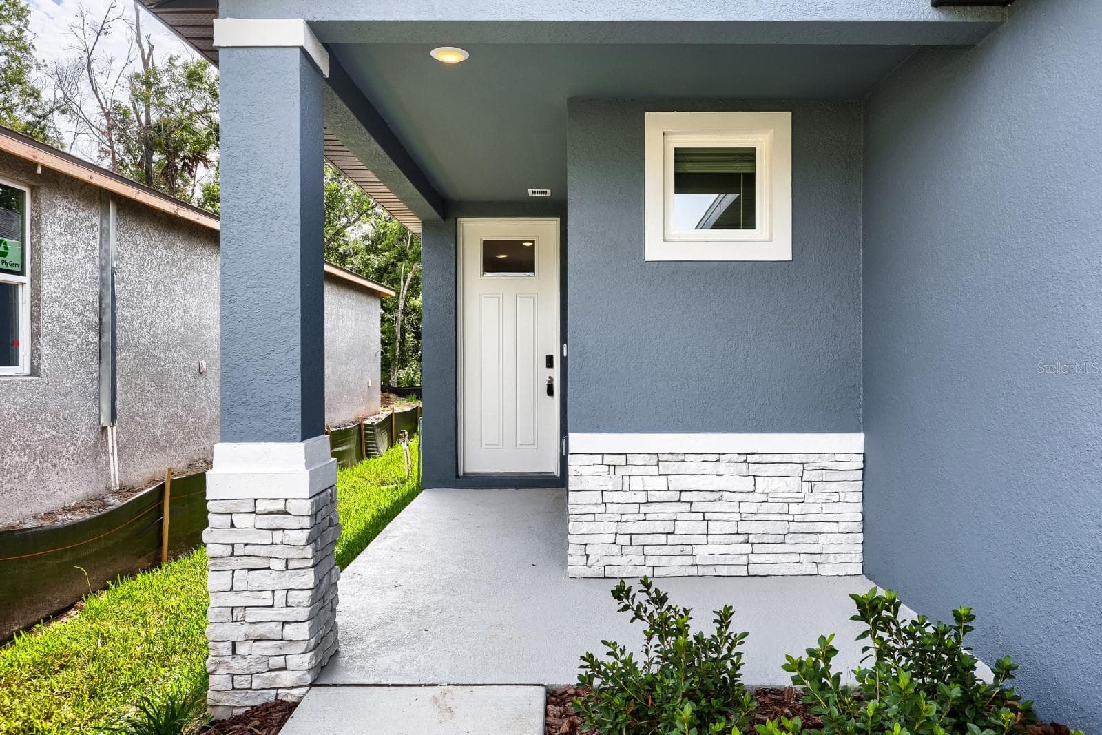 7436 Mia Vine Dr photo 3