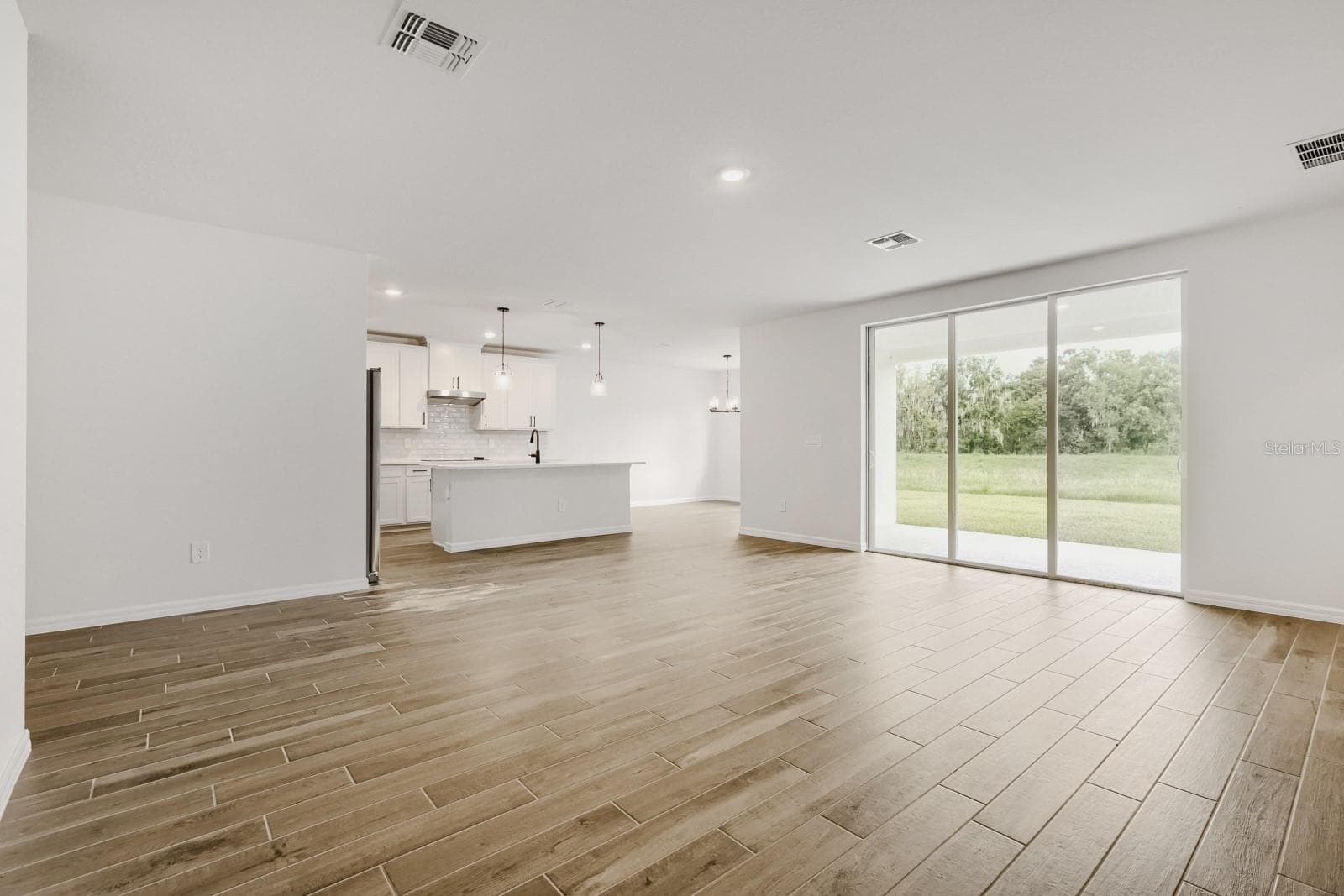 3819 Orange Forest Ln photo 5