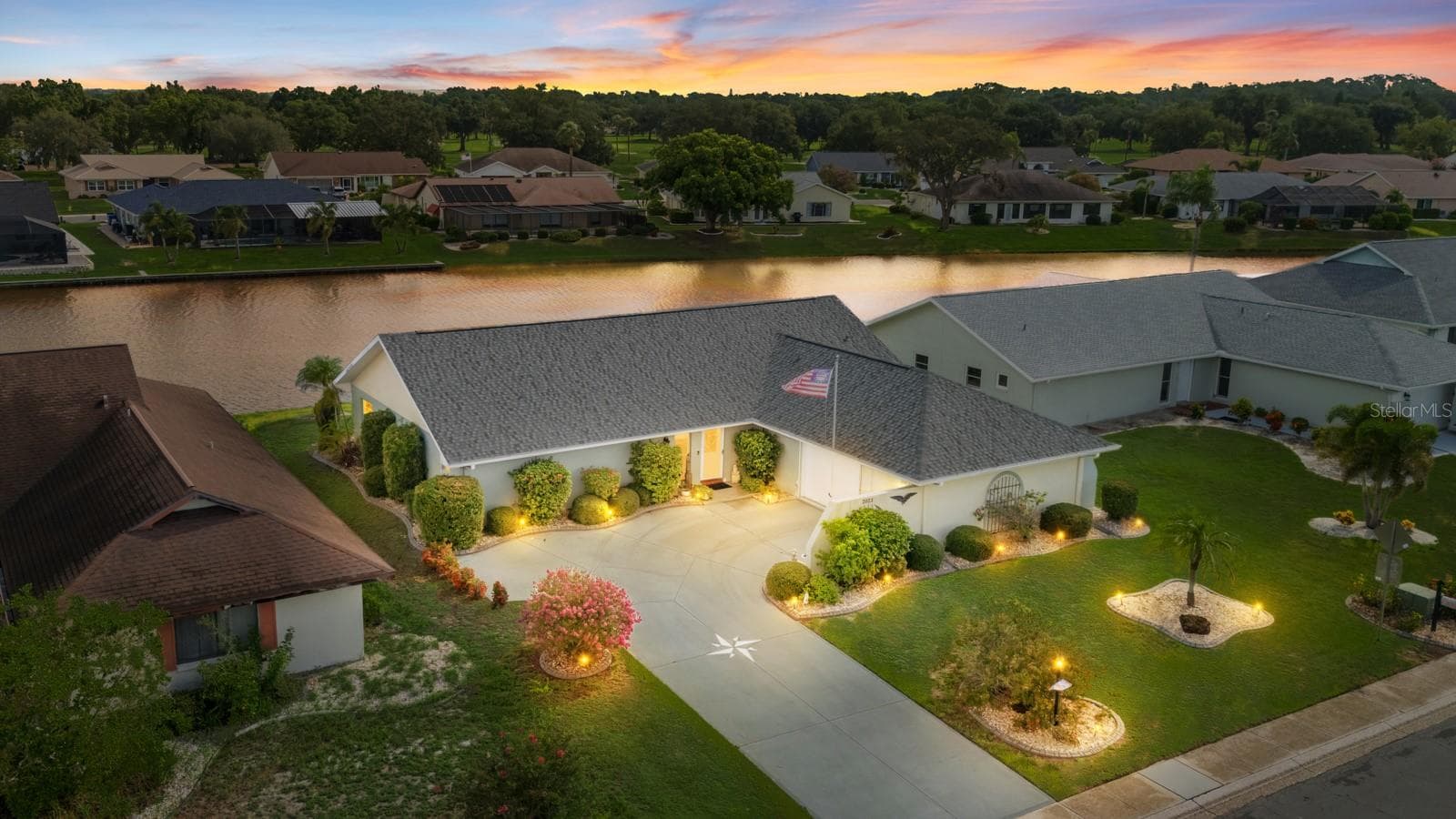 2023 El Rancho Dr photo 2