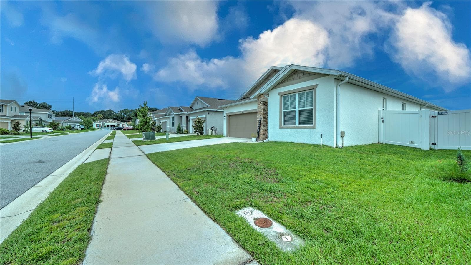 1228 Mattie Pointe Blvd photo 3