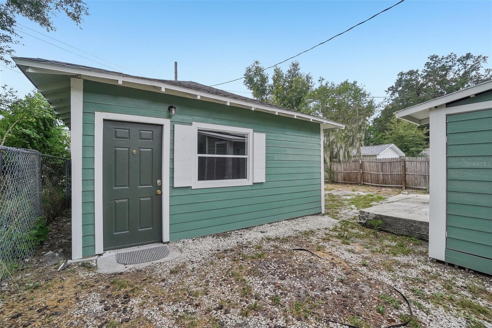 1533 E Elm Rd photo 2