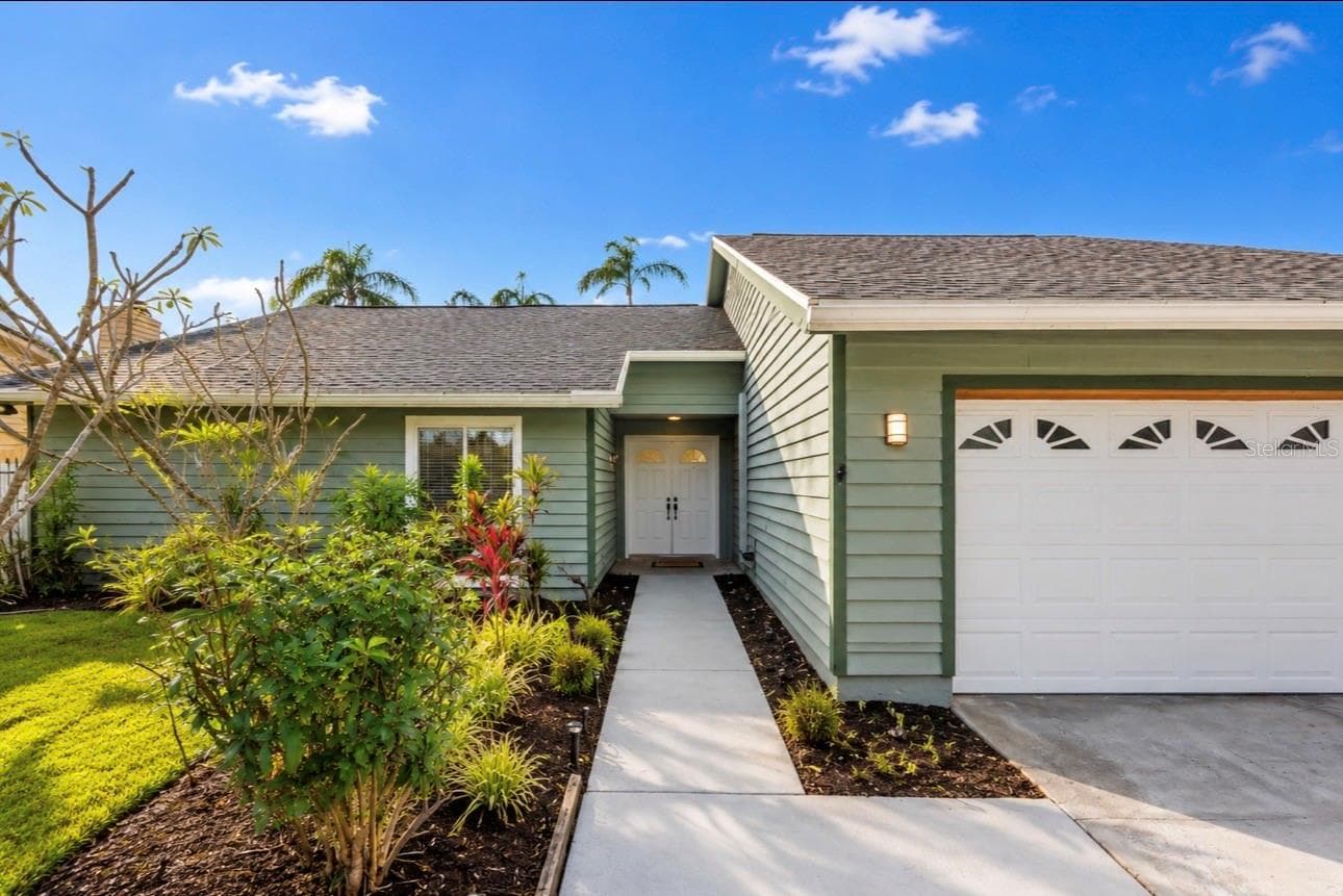 10906 Autumn Oak Pl photo 3