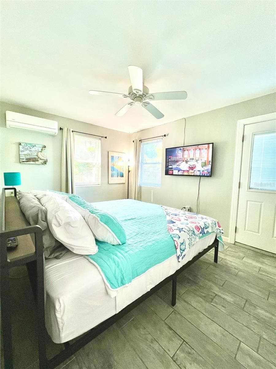 6802 Gulf Winds Dr photo 5