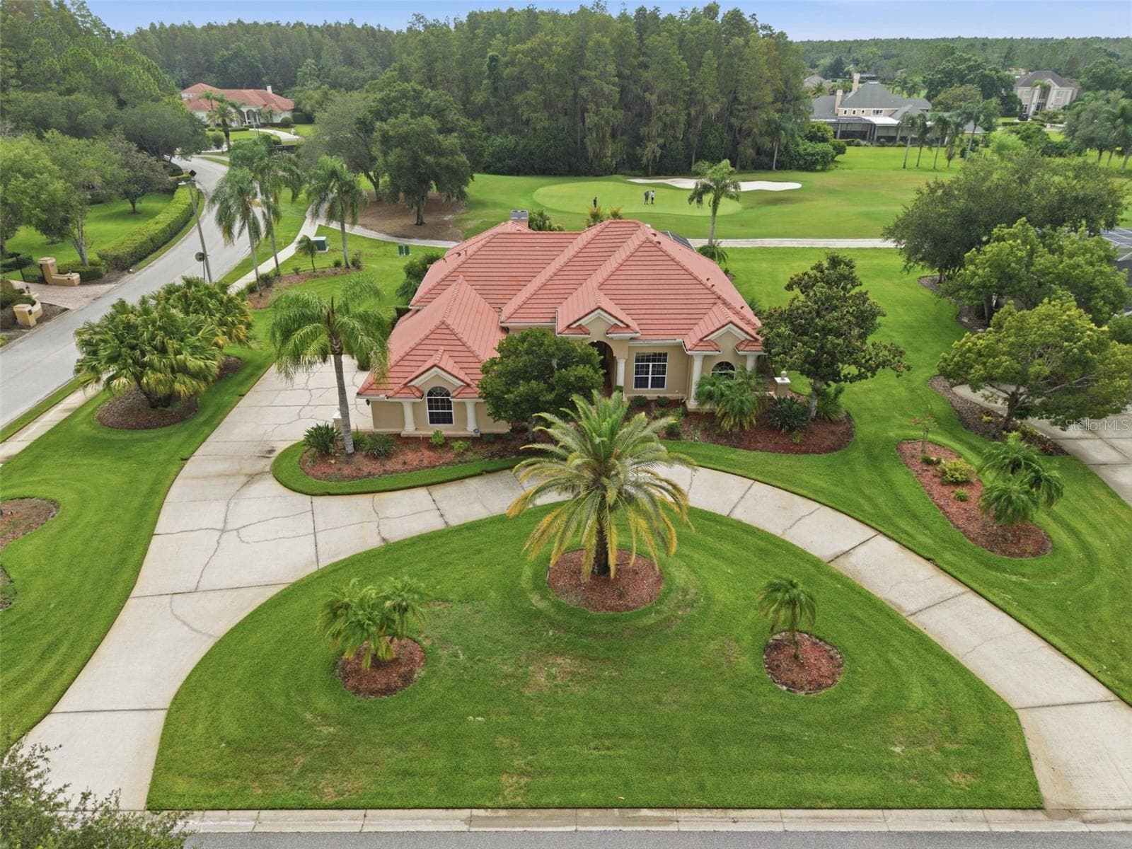 18655 Avenue Capri photo 3