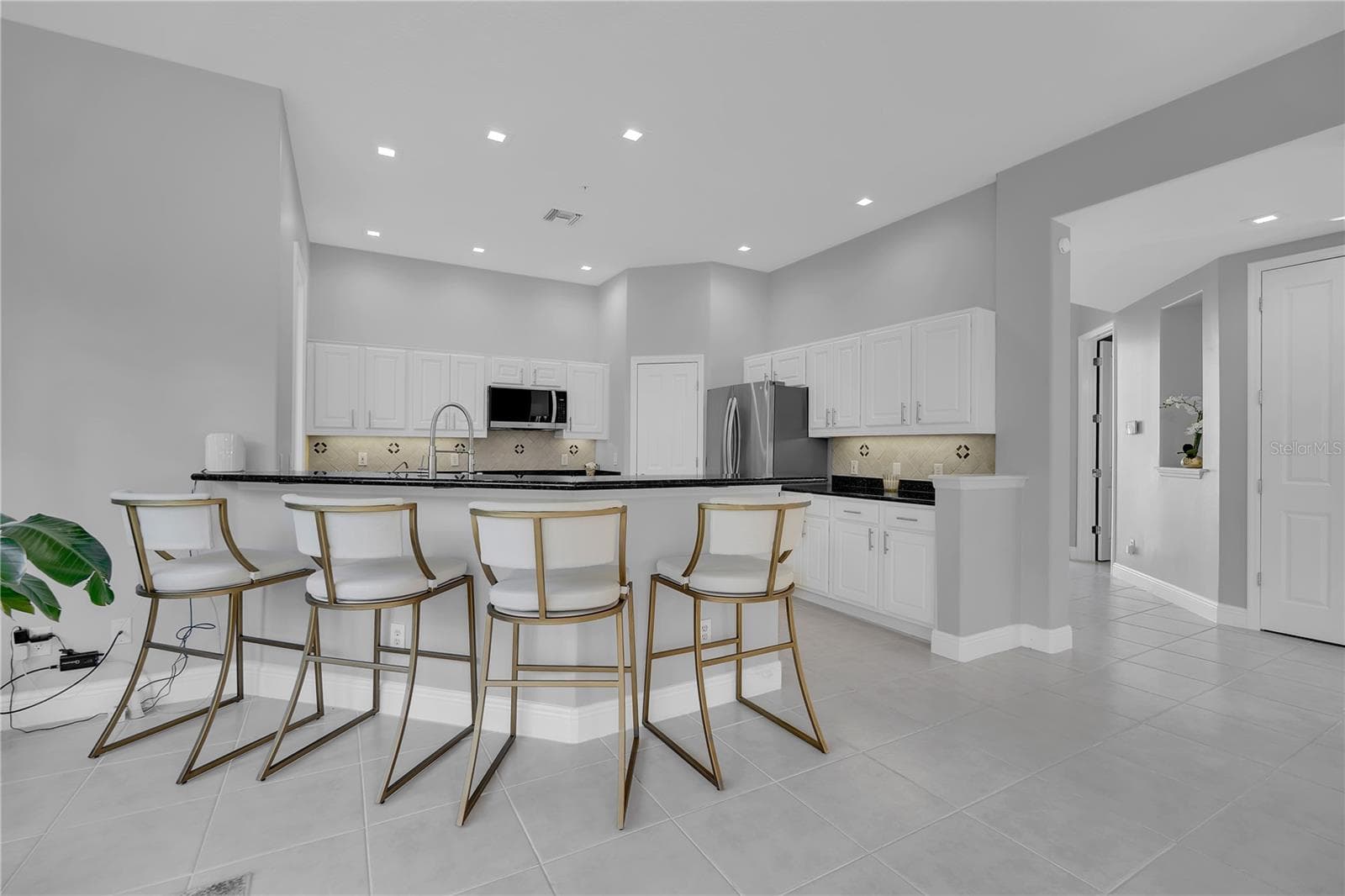 1915 Harbour Links Cir #6 photo 4